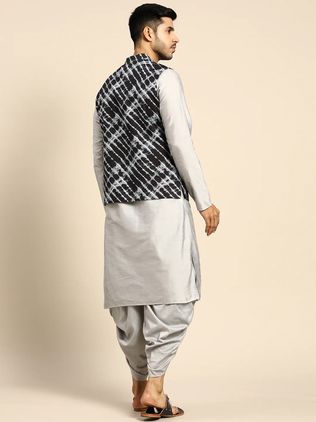 Kisah Men Black Color Kurta Jacket Set - Image 2