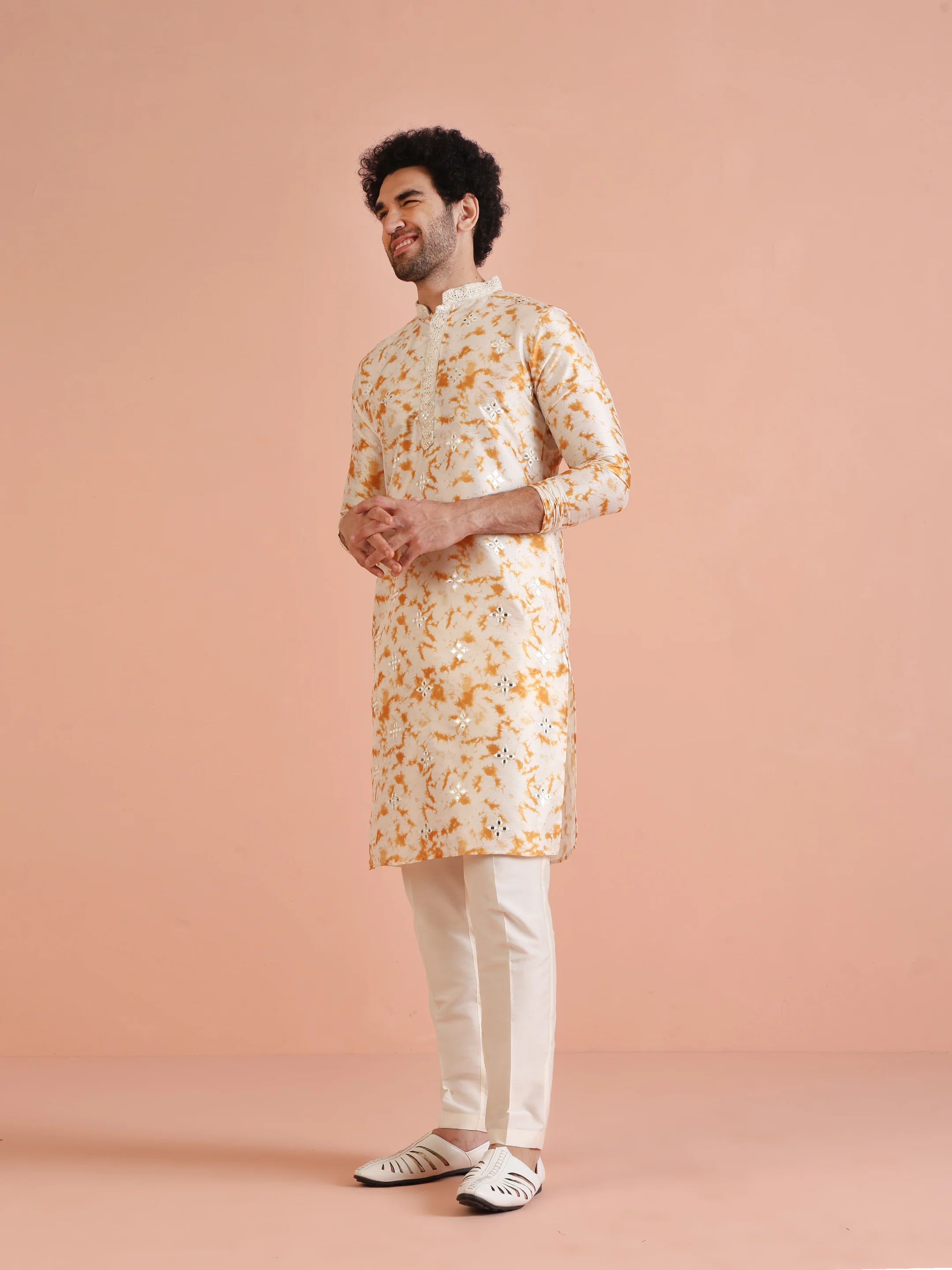 Beige Silk Blend Mirror Work Kurta - Image 3