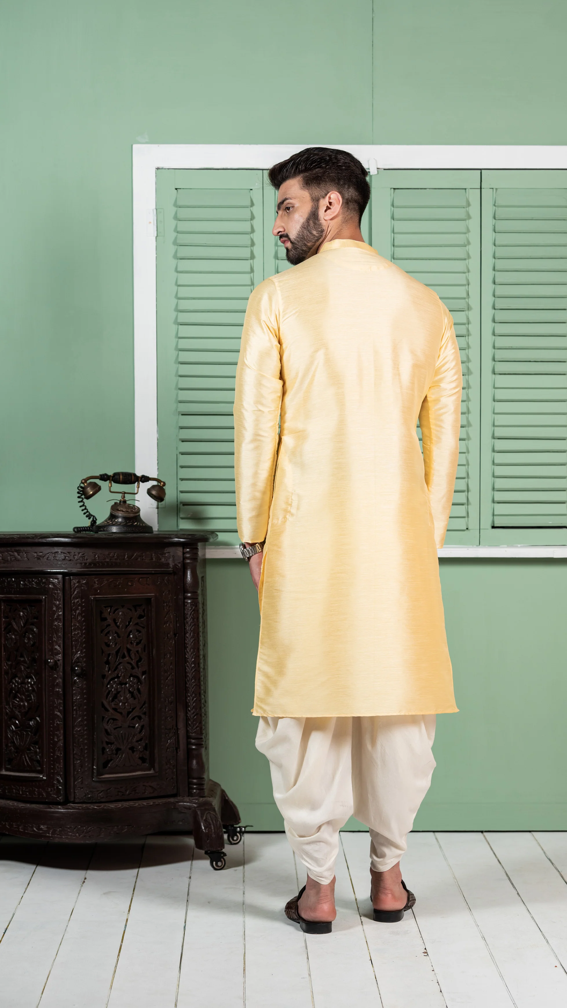 Men Yellow Floral Kurta - Image 3