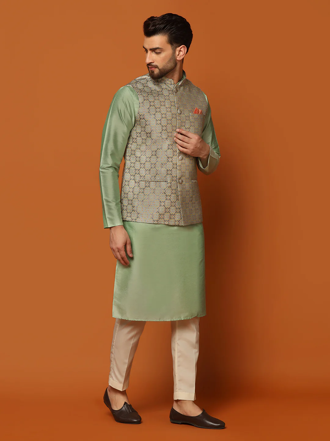 Grey Golden Woven Nehru Jacket Kurta Trouser Set - Image 2