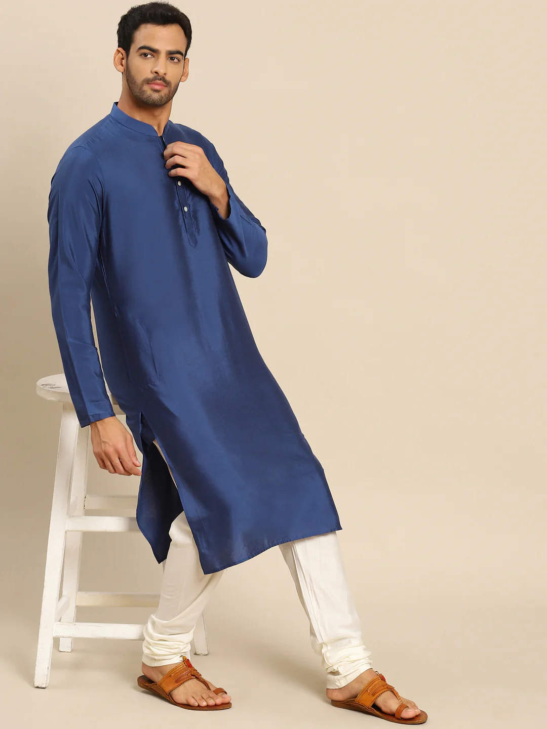 Navy Blue Silk Blend Solid Long Kurta - Image 6