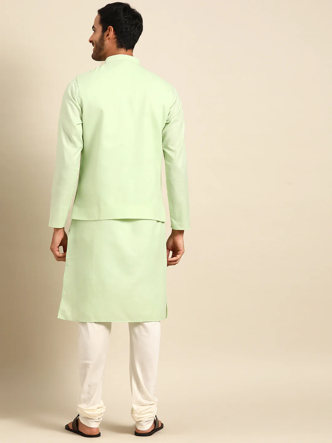 Kisah men Green kurta jacket set - Image 3