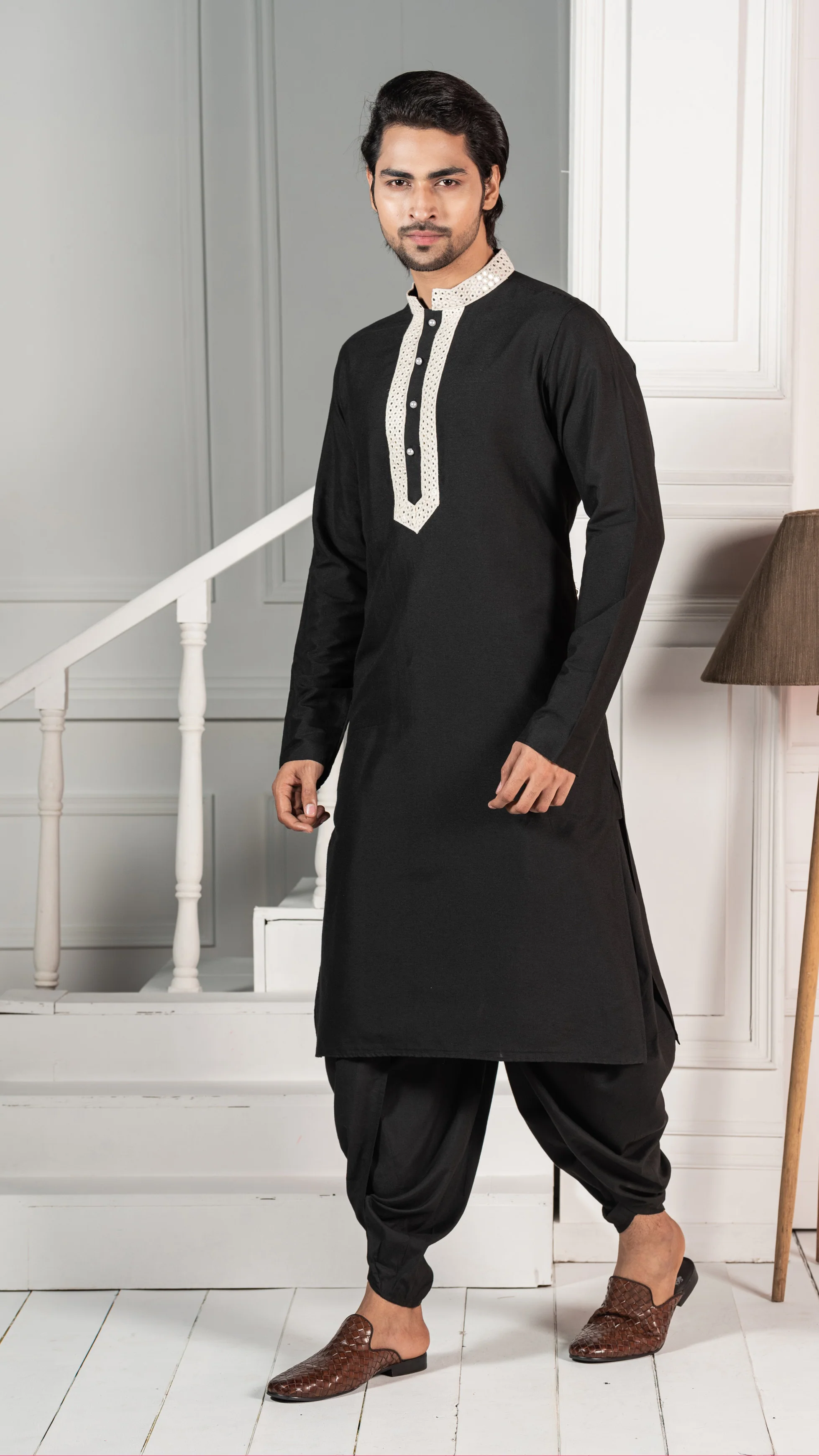 Men Black Kurta - Image 3