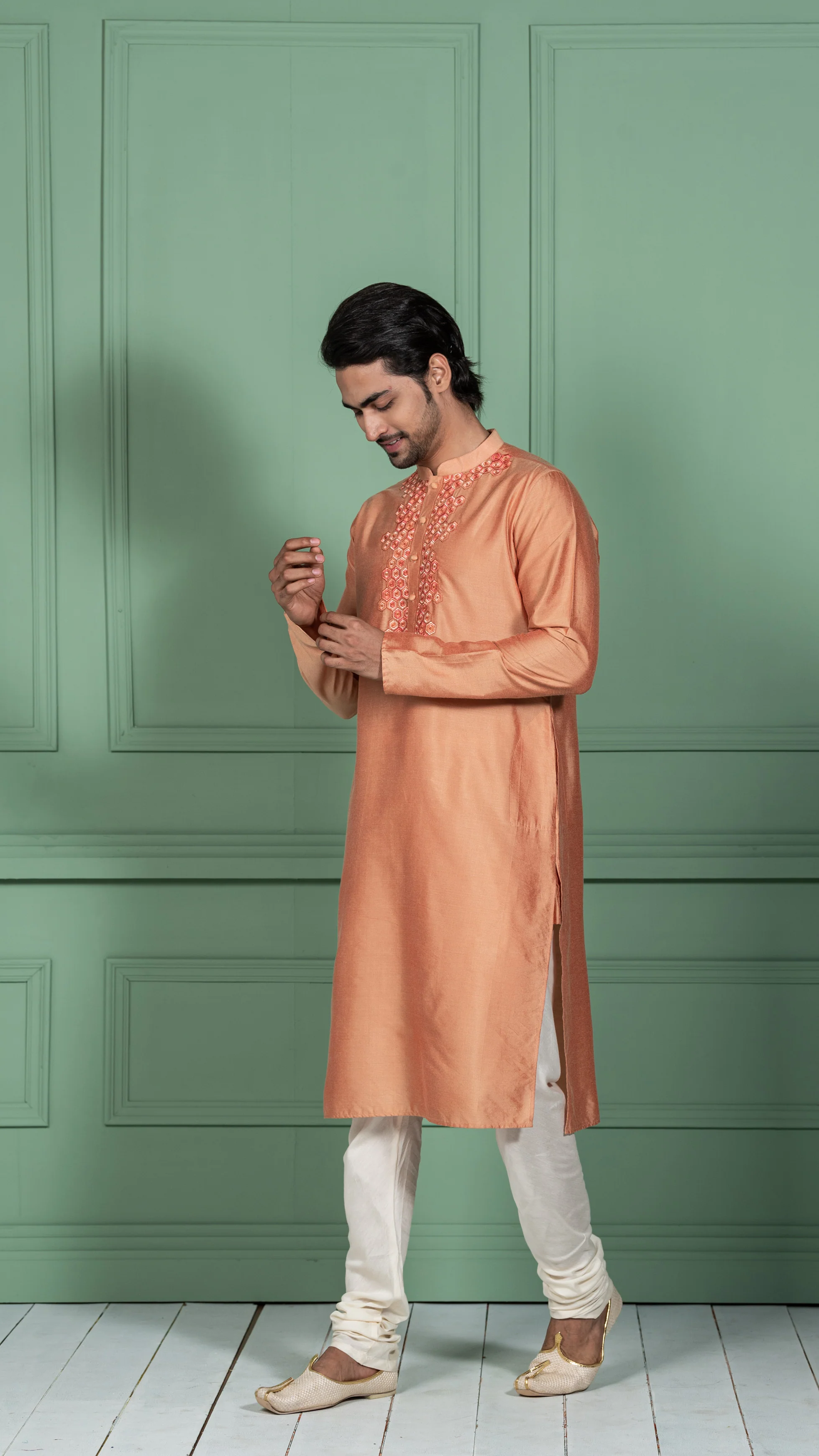 Men Peach Embellished Kurta - Image 3