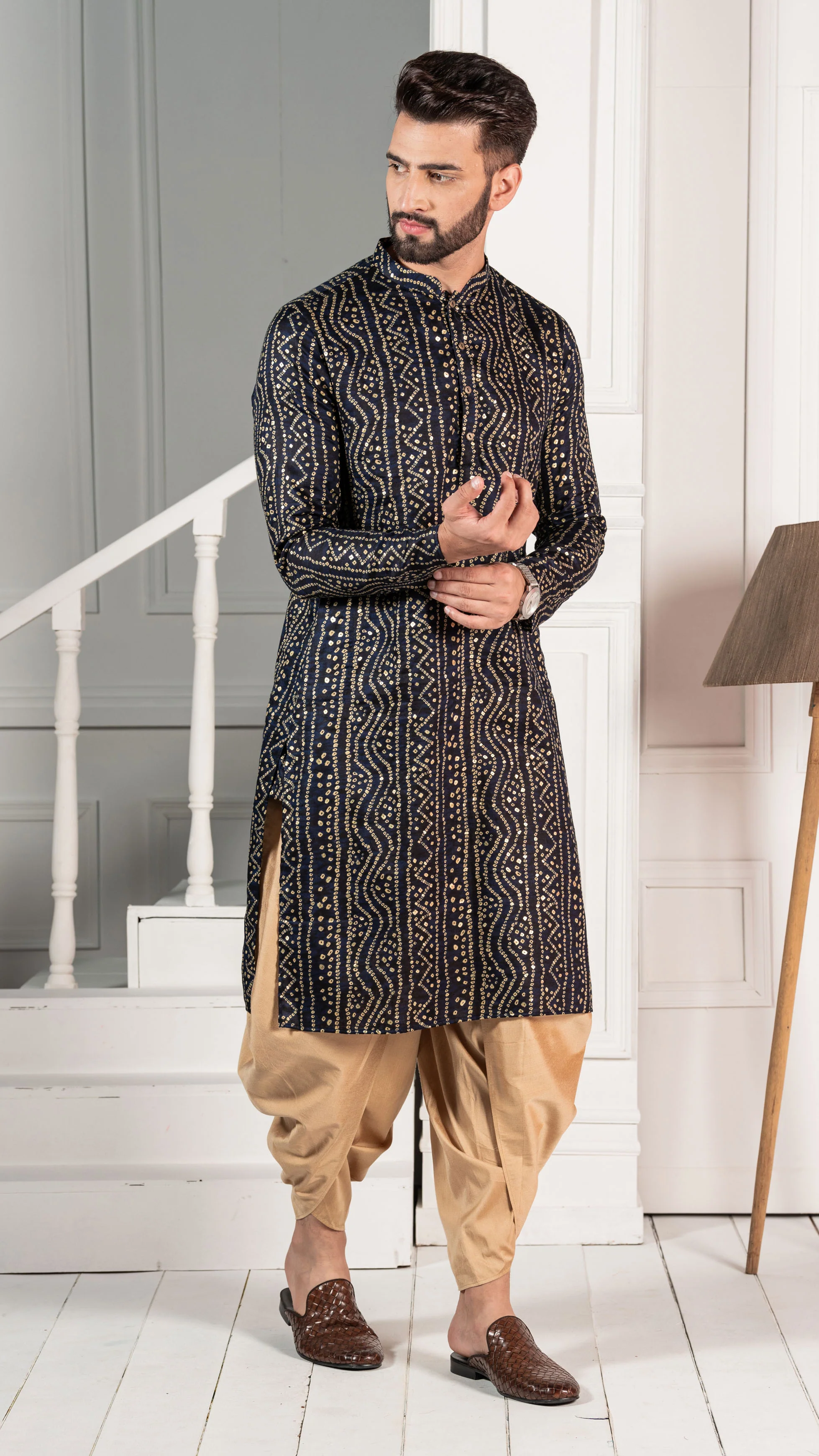 Men Navy Bandhani Kurta - Image 2
