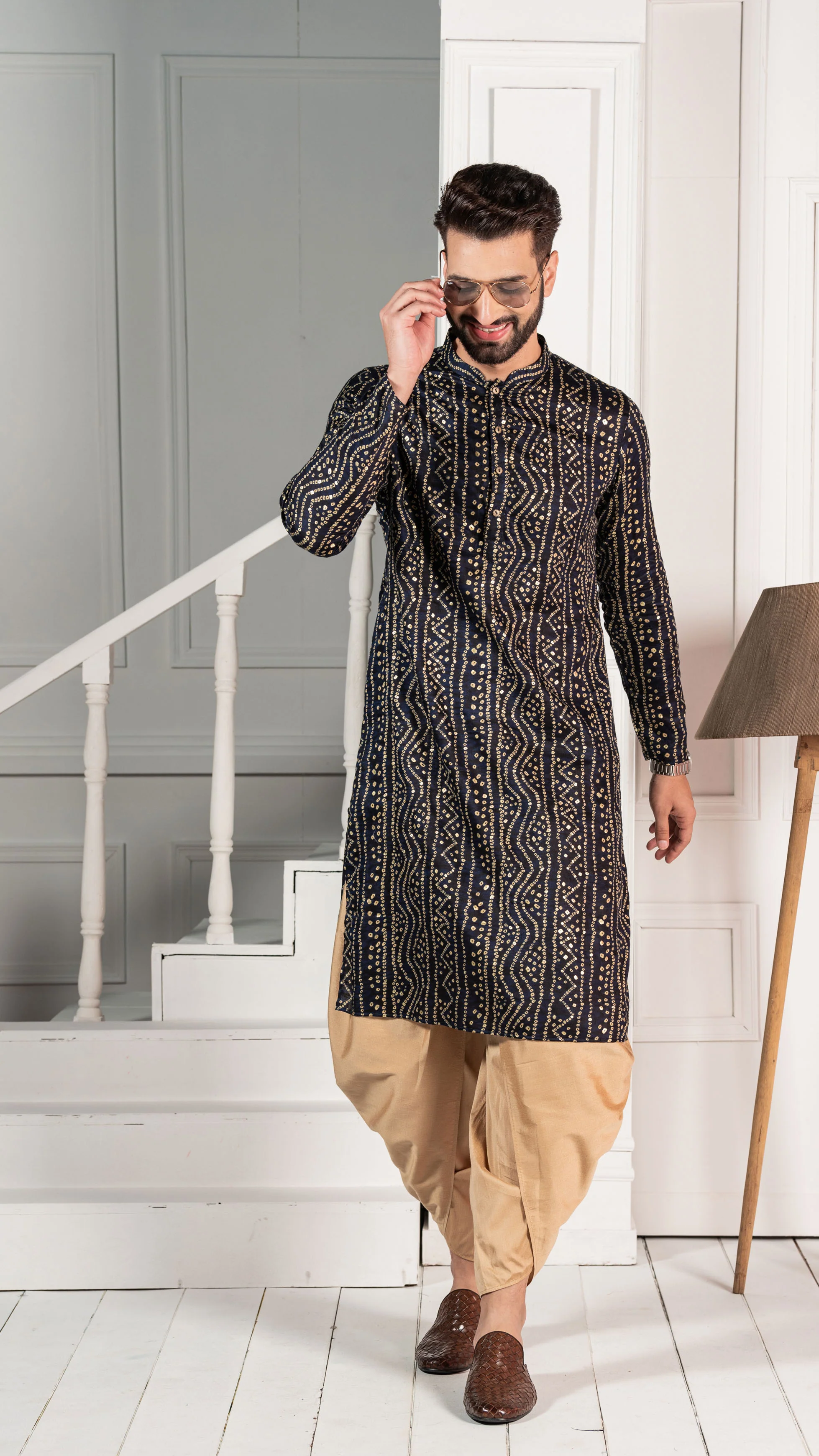 Men Navy Bandhani Kurta - Image 4