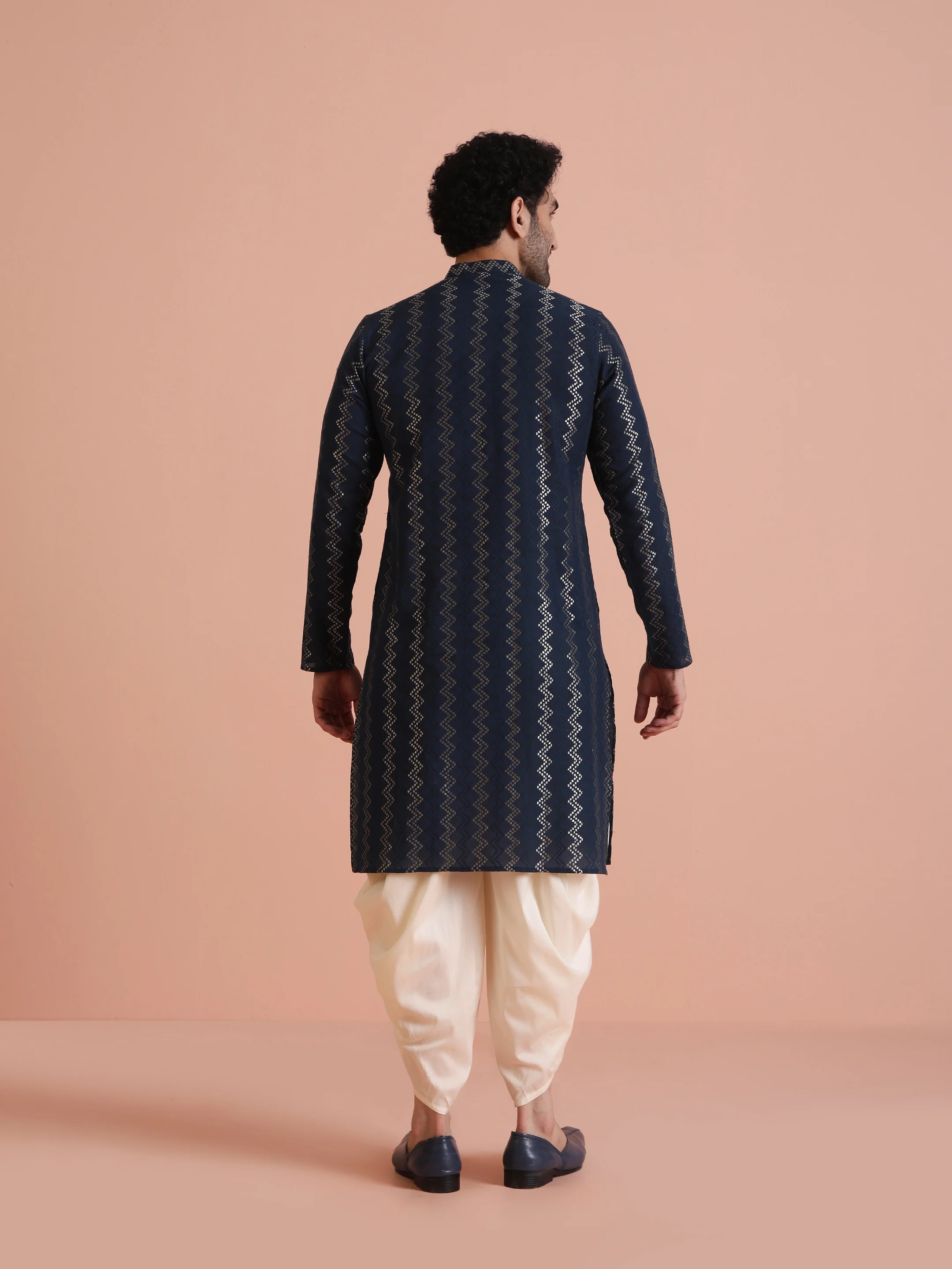 Navy Art Silk Zigzag Kurta - Image 5