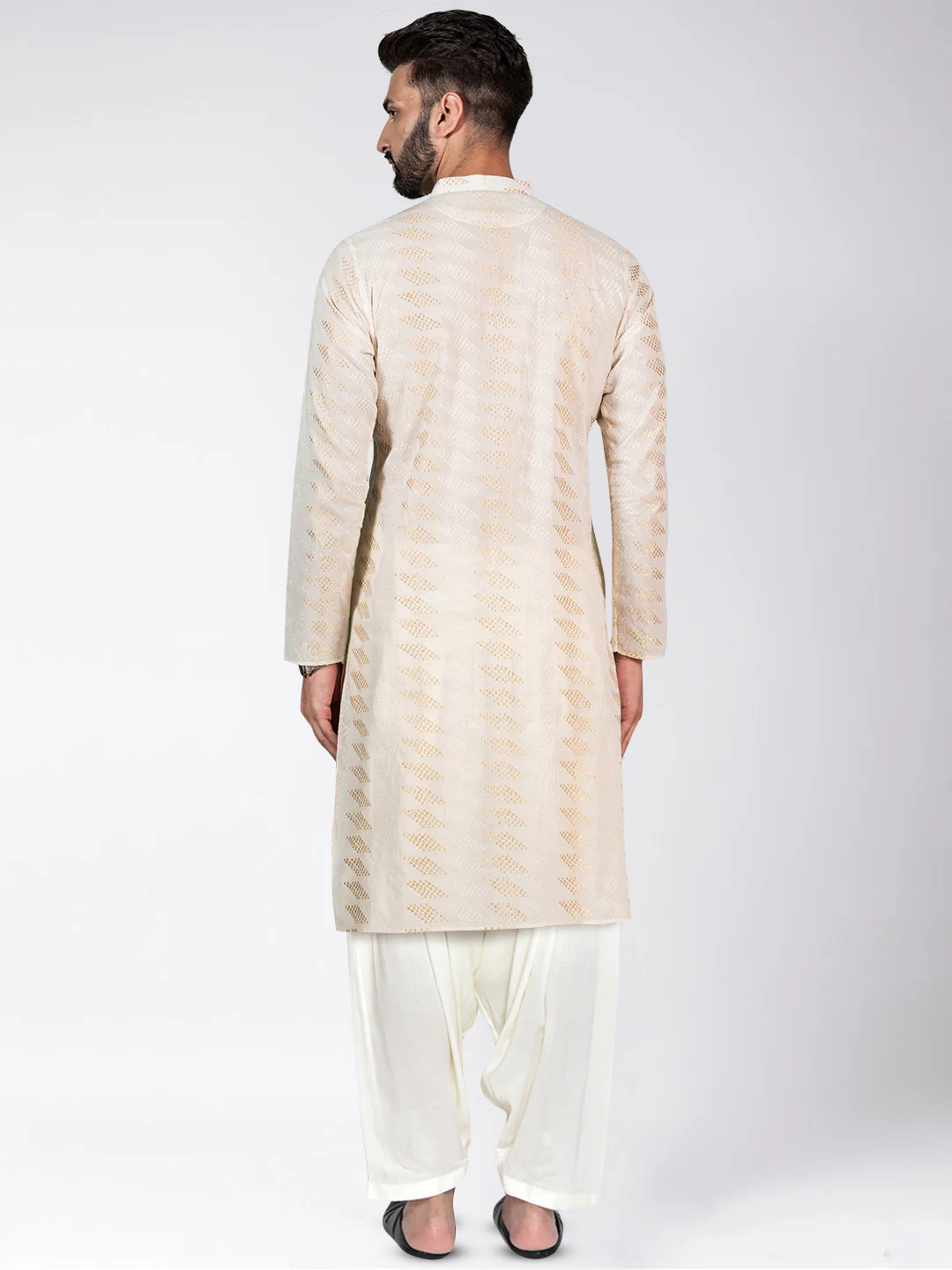 Cream Silk Blend Geometric Kurta Patiyala - Image 4