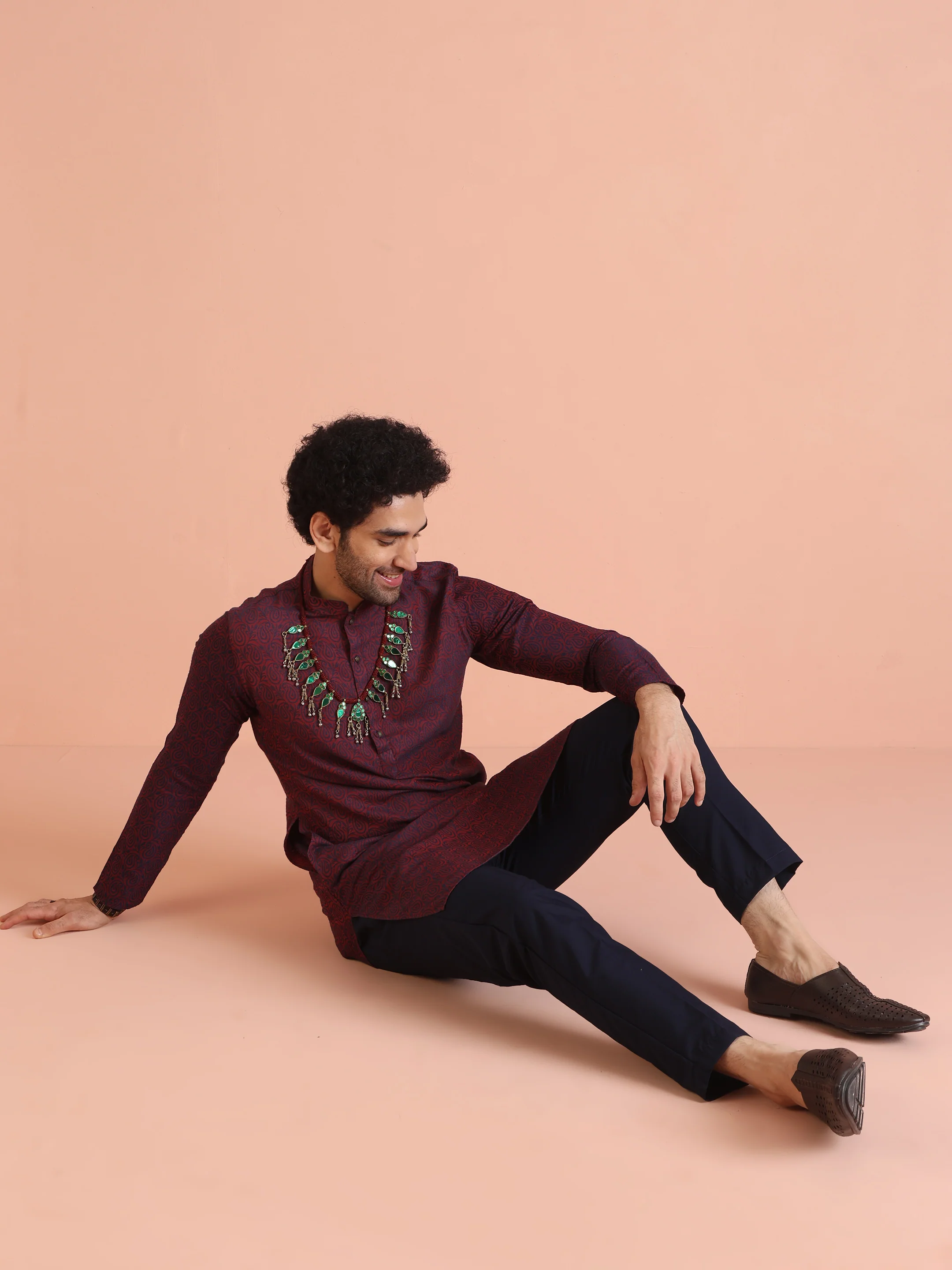 Maroon Cotton Silk Paisley Printed Kurta - Image 6