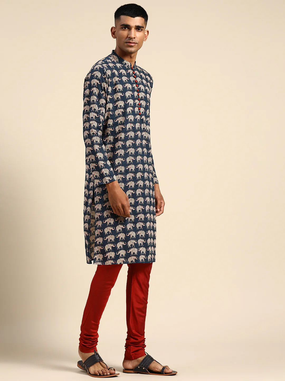 Kisah Men Navy blue Kurta Set - Image 2