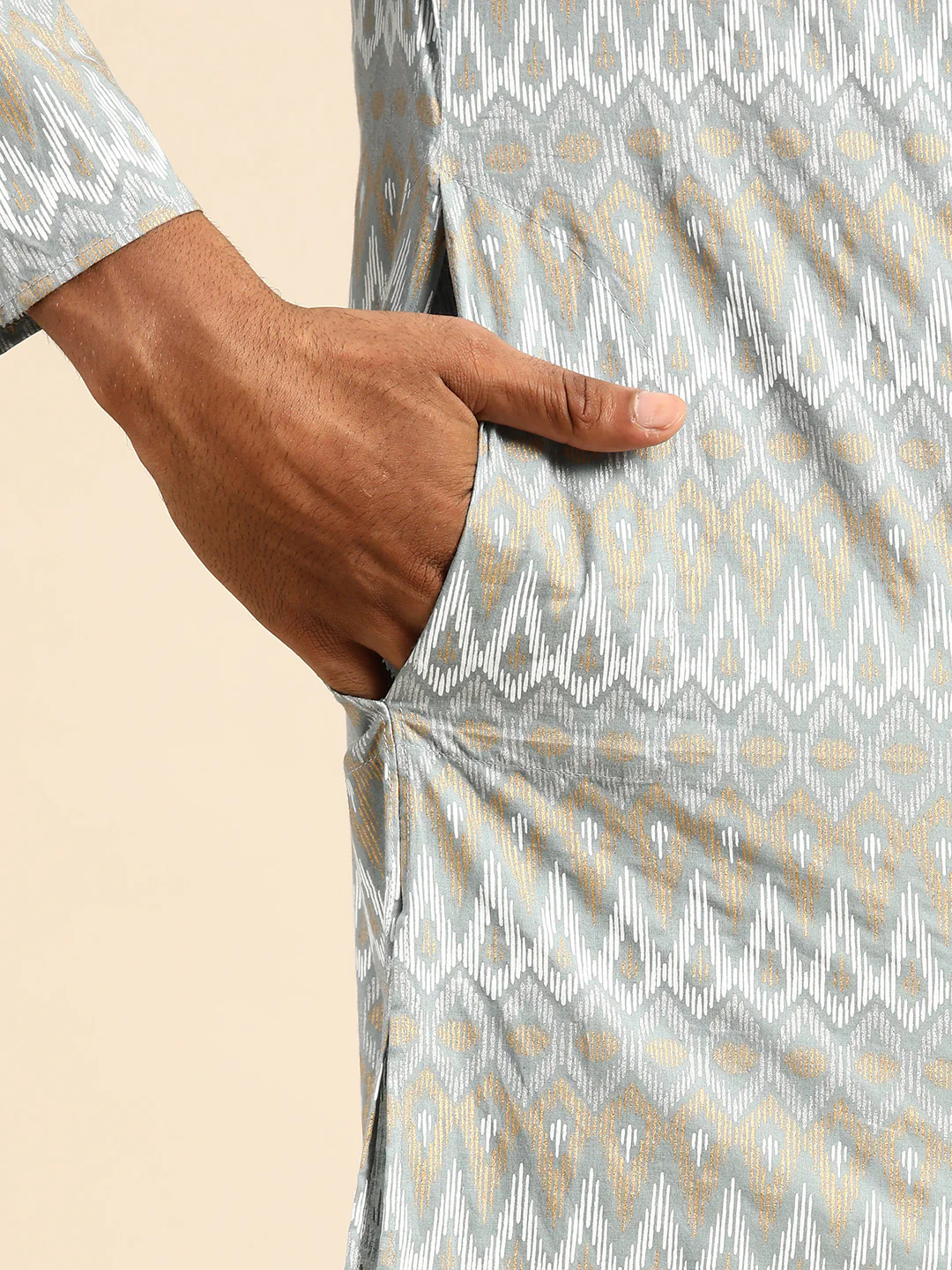 Kisah Men Blue Kurta Set - Image 4