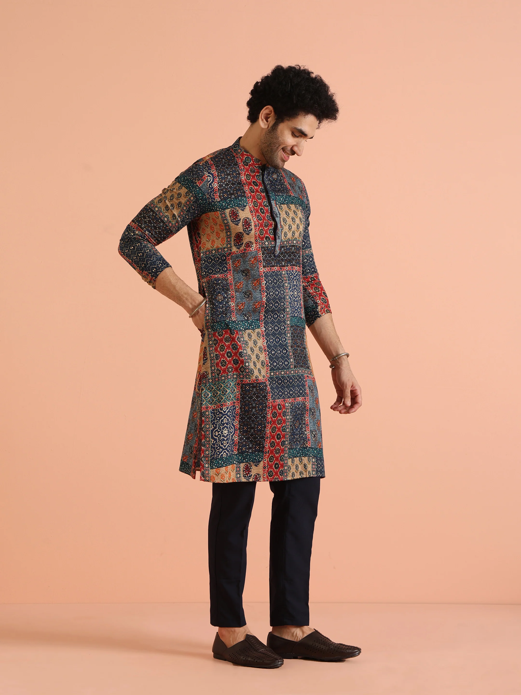 Multi Color Cotton Printed Kurta - Image 3