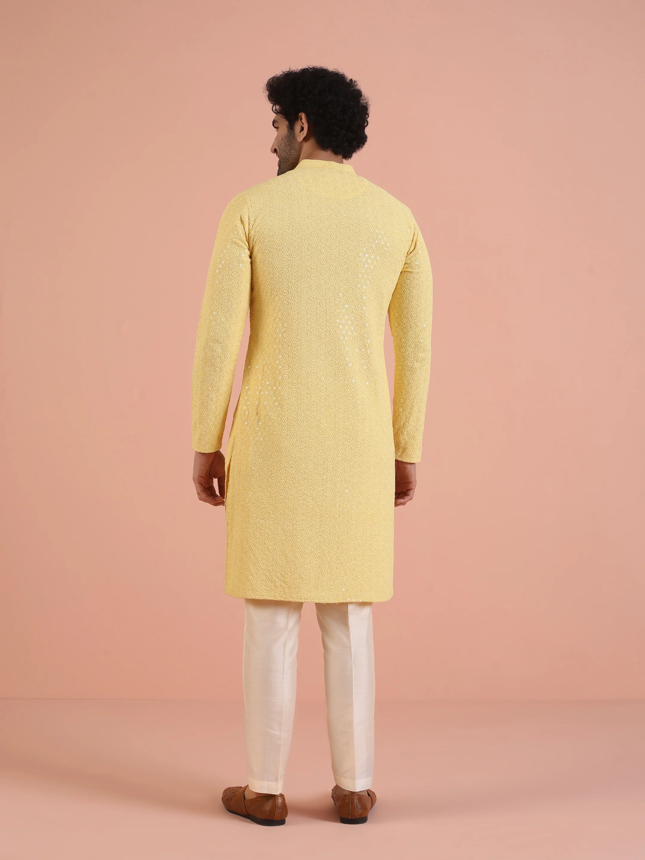 Men Yellow Embroidered Thread Work Kurta - Image 4