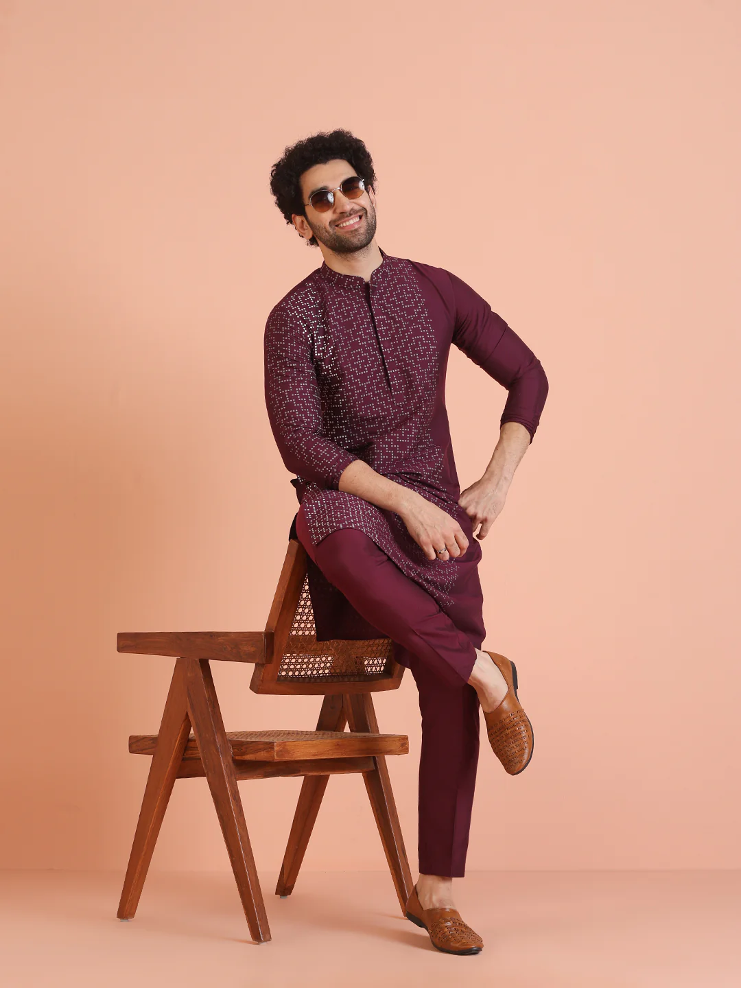 Wine Geometric Foil Printed Kurta - Image 6