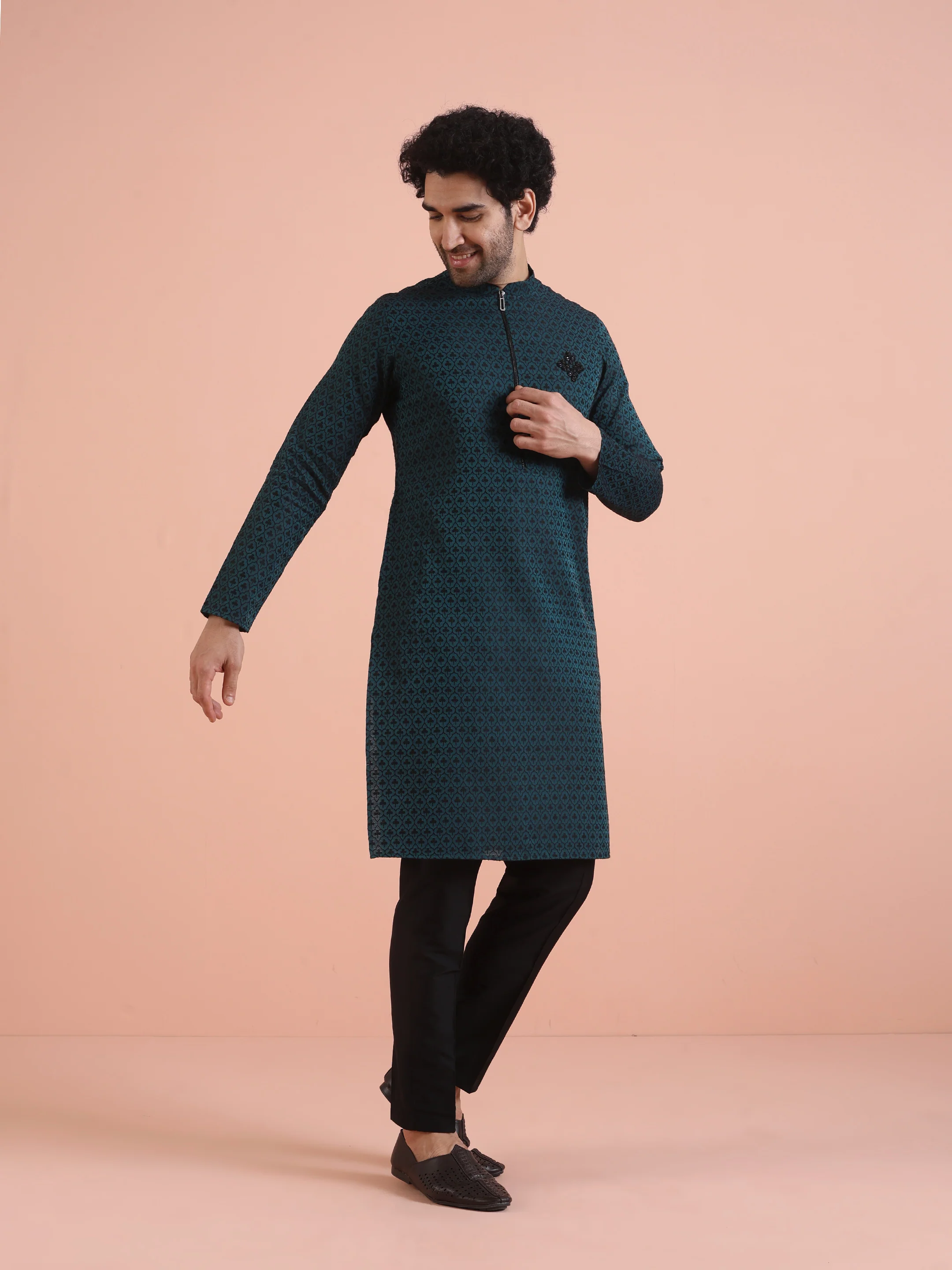 Men Teal Jacquard Patch Work Kurta - Image 2