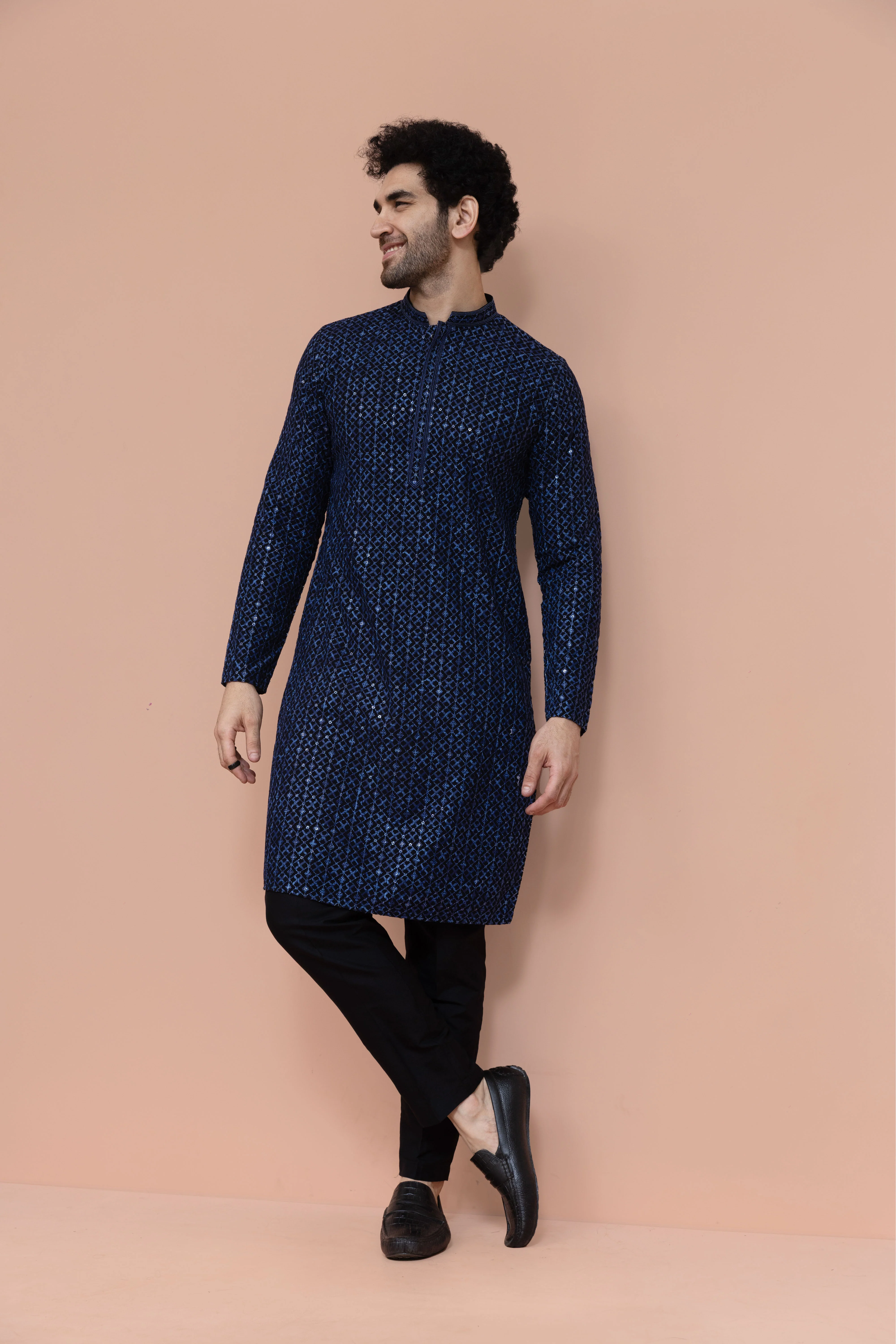 Men Blue Geometric Heavy Thread Work Kurta Trouser Set - Image 3
