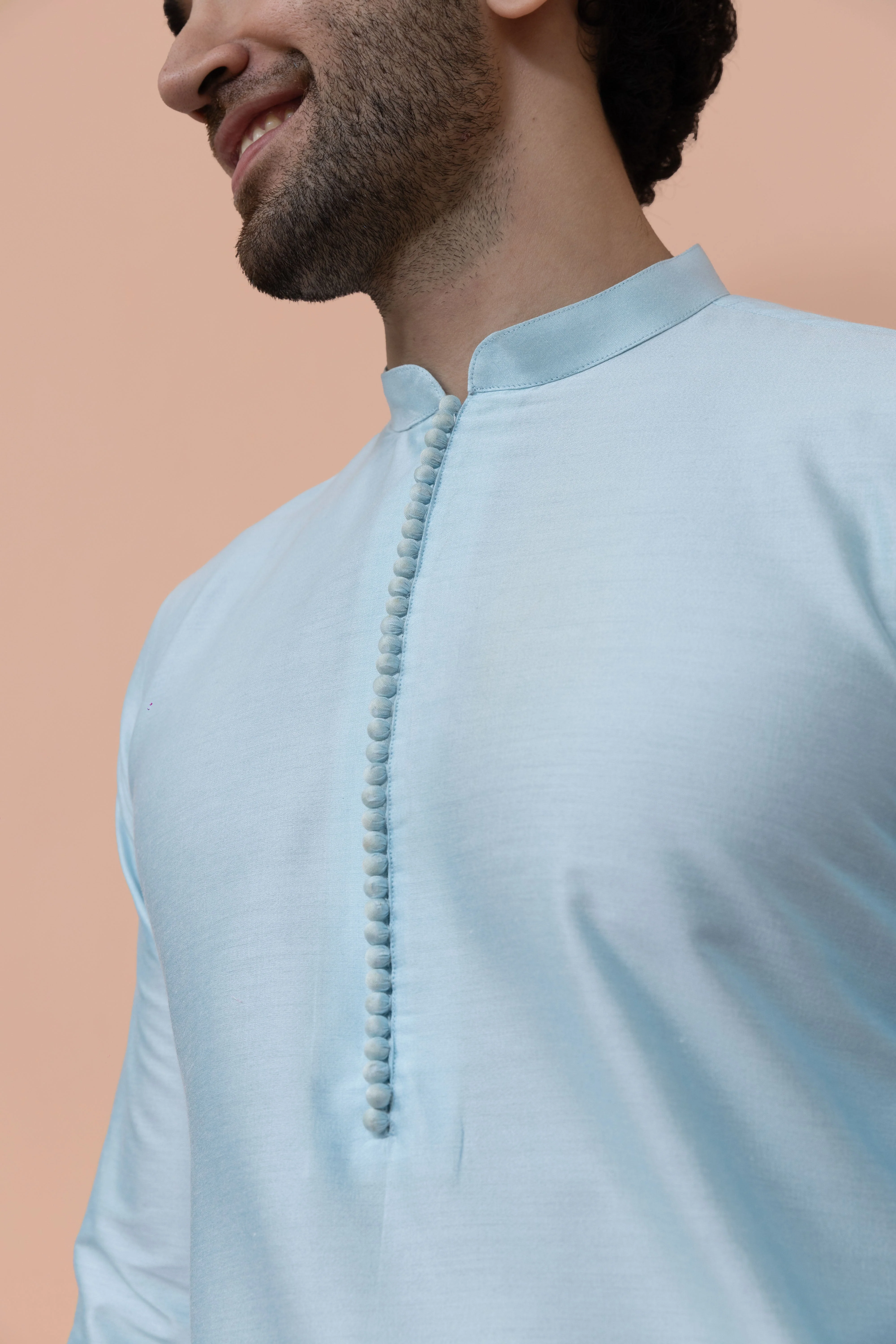 Men Blue Solid Kurta - Image 14