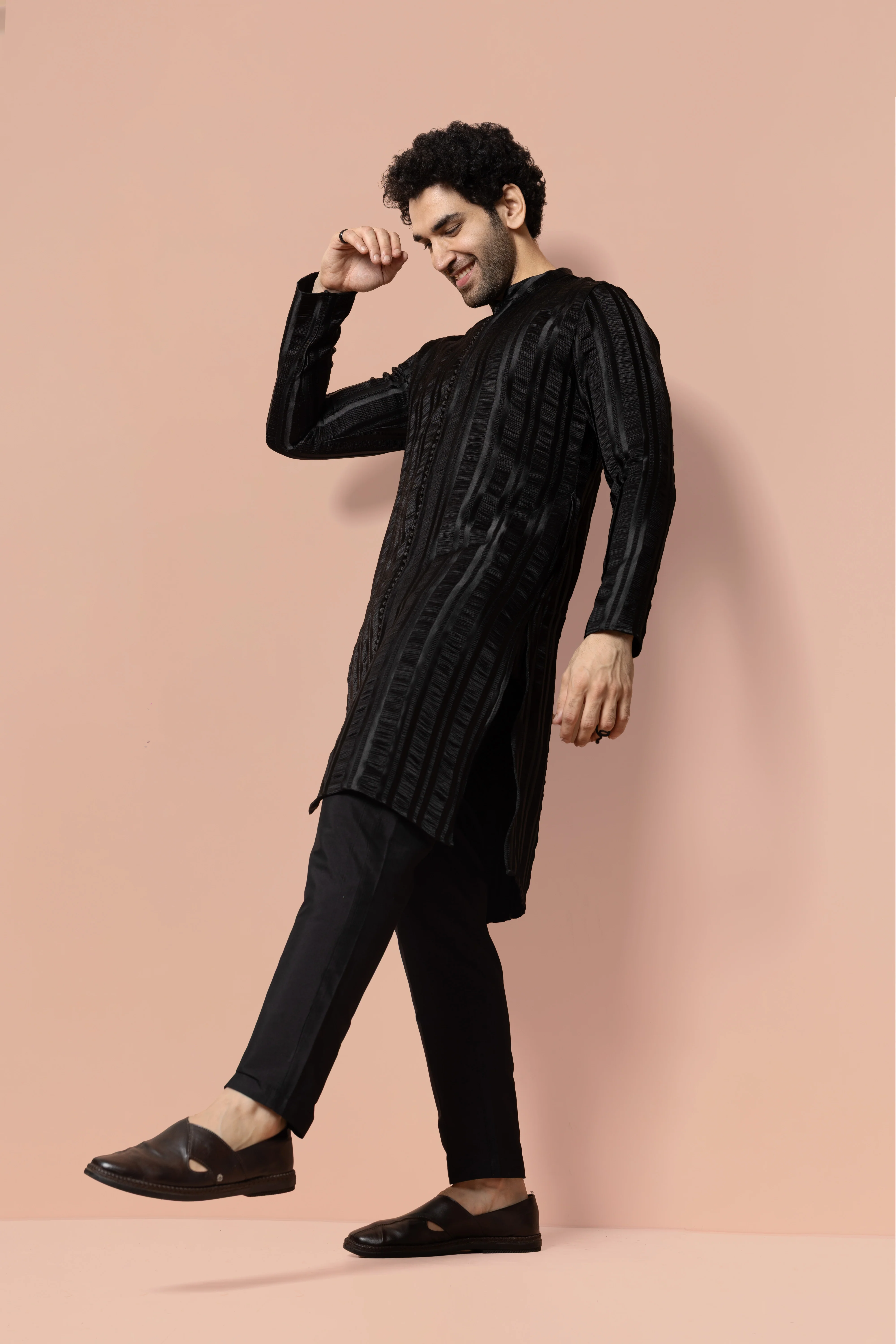 Men Black Self Design Woven Design Kurta Trouser Set - Image 3