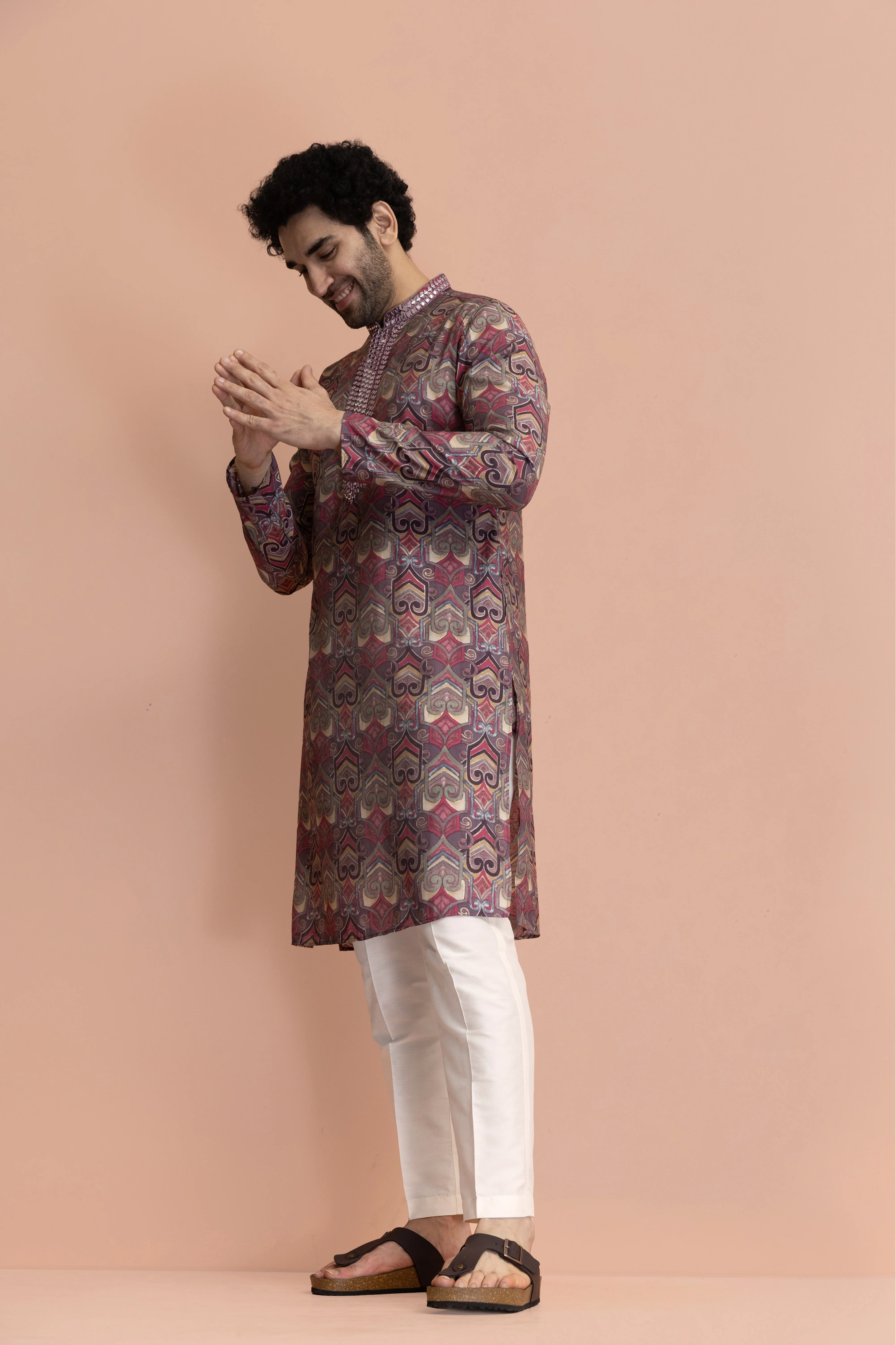 Men Mauve Abstract Printed Kurta Trouser Set - Image 3