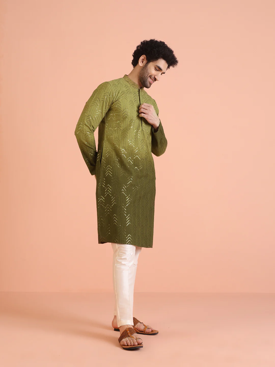 Men Ombre Embellished Sequinned Kurta Trouser Set - Image 2
