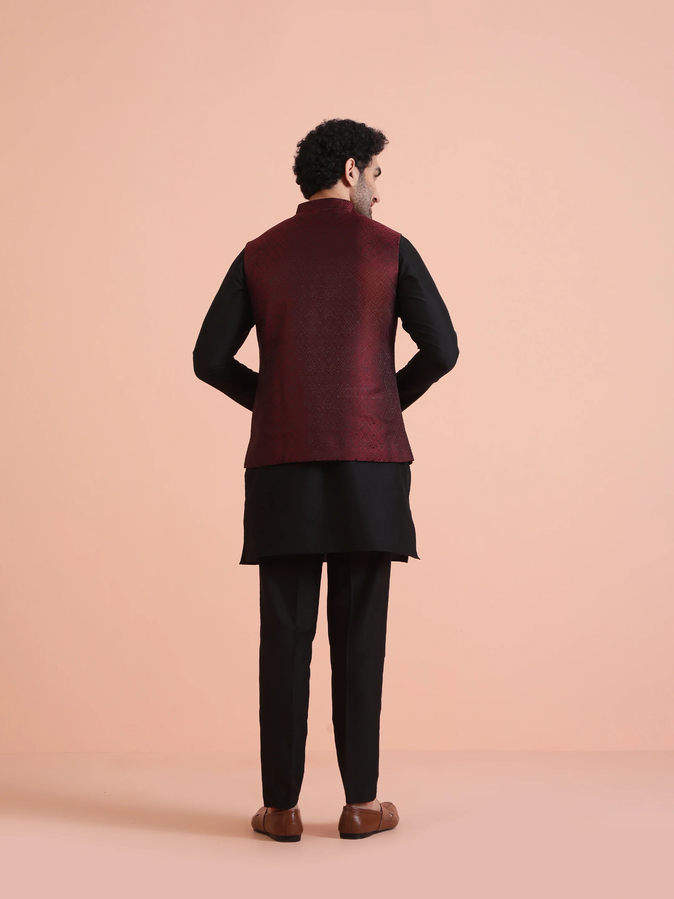 Men Maroon Textured Nehru Jacket - Image 5