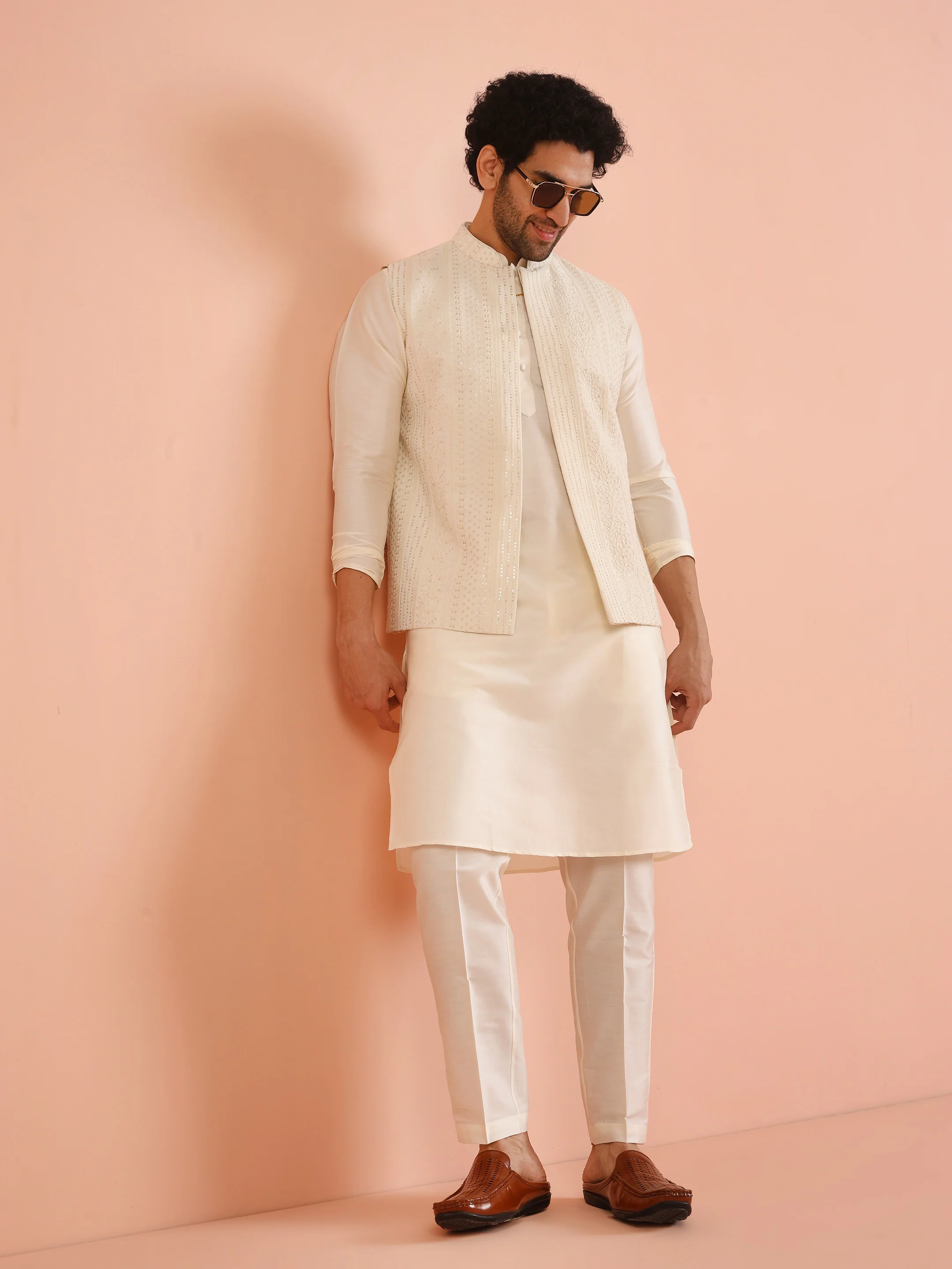 Cream Embroidered Mirror Work Jacket - Image 7