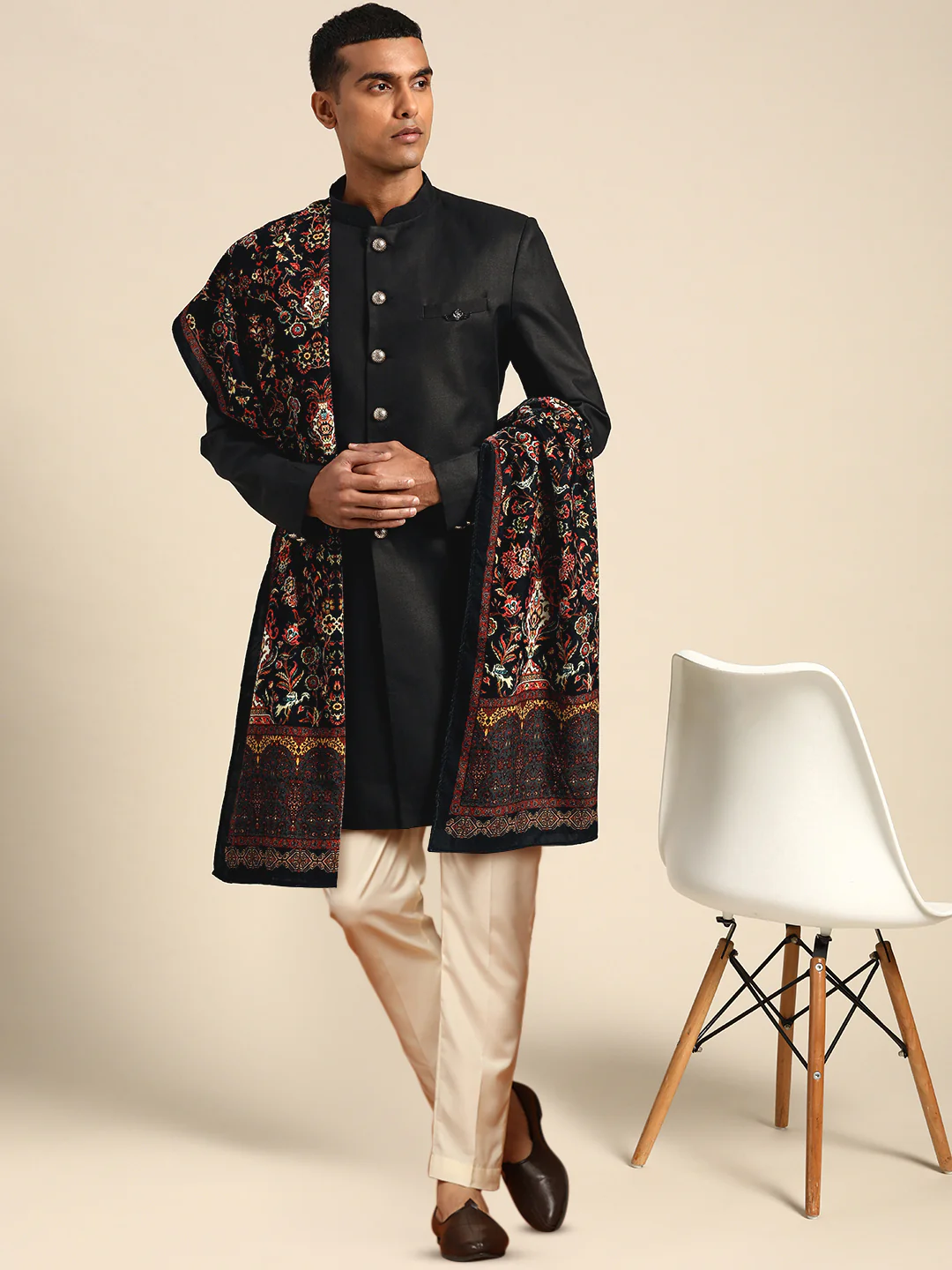 Men Black Solid Indowestern Trouser with Dupatta Set - Image 3