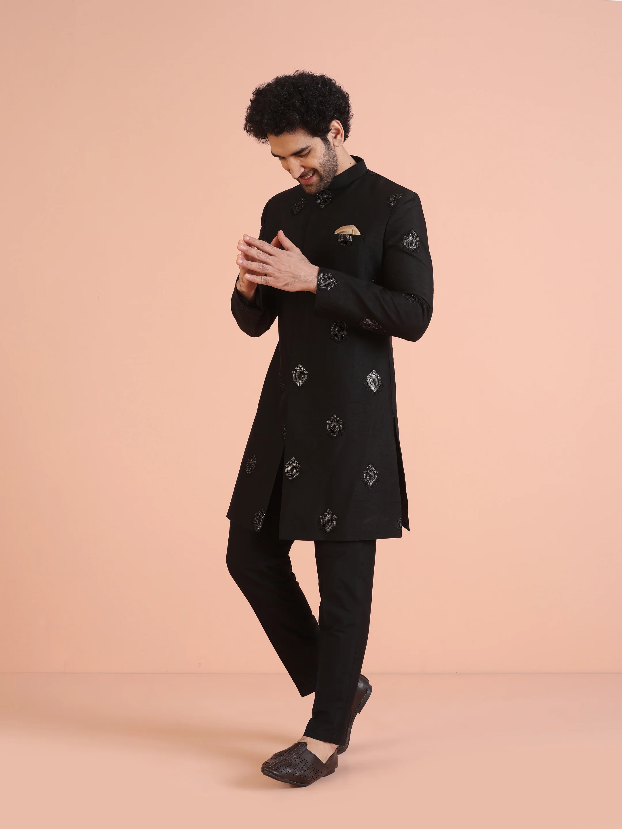 Men Black Jacquard Ethnic Motifs Indowestern Trouser Set - Image 3