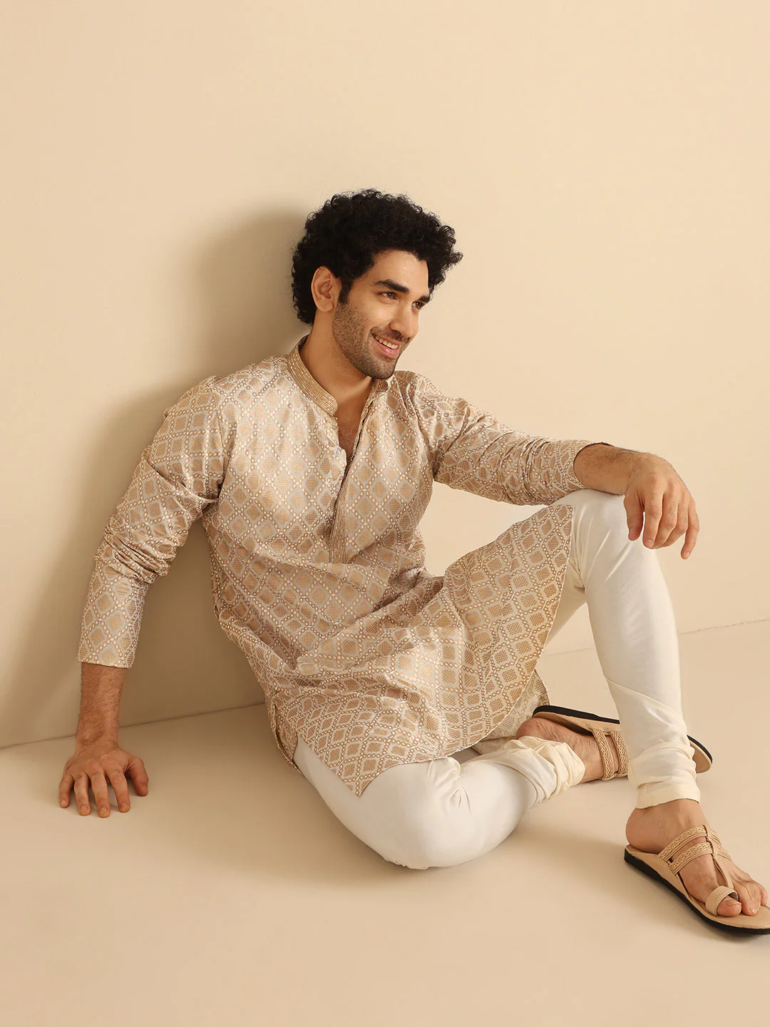 Kisah Beige Silk Blend Kurta with Intricate Woven Design and Mandarin Collar - Image 2