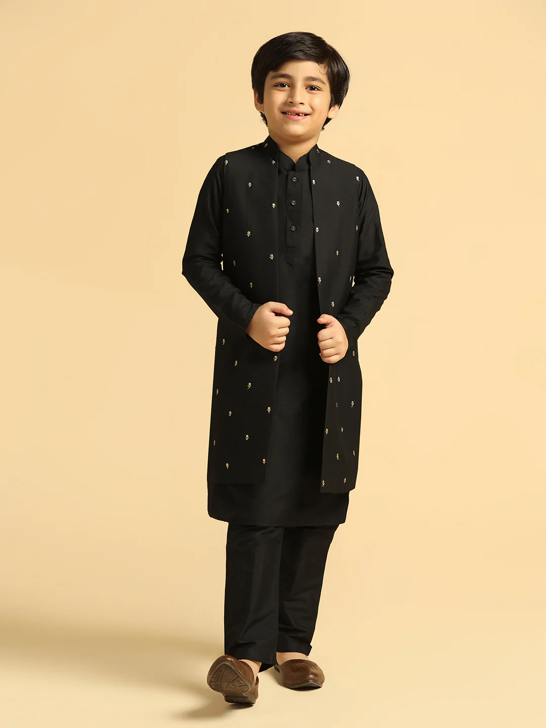 Boy's Black Embroidered Kurta Jacket Pyjama Set - Image 3