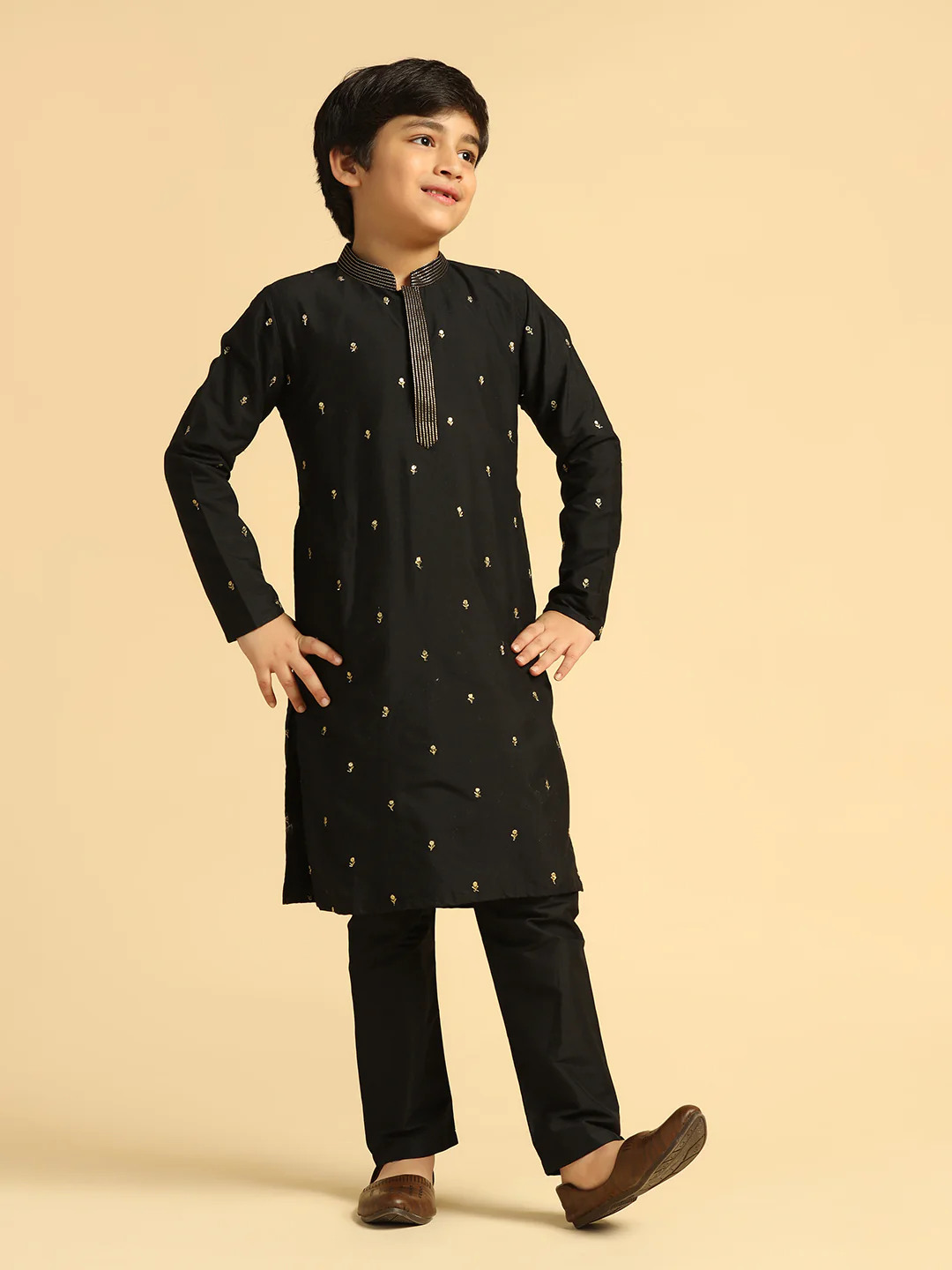 Boy's Black Embroidered Kurta Pyjama Set - Image 8