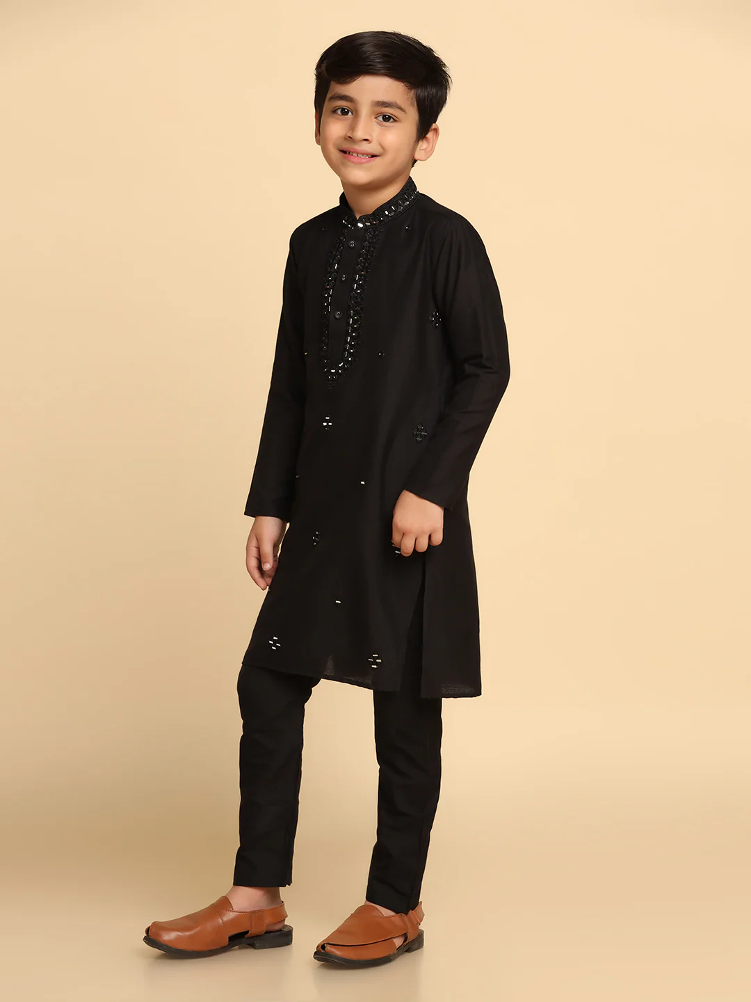 Boy's Black Self Design Kurta - Image 3