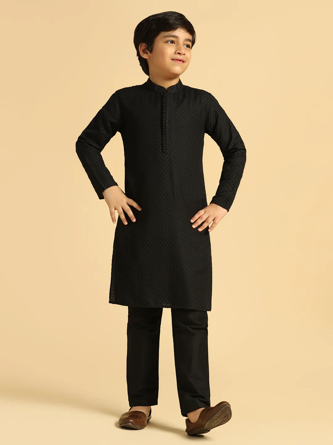 Boy's Black Self Design Kurta Pyjama Set - Image 8