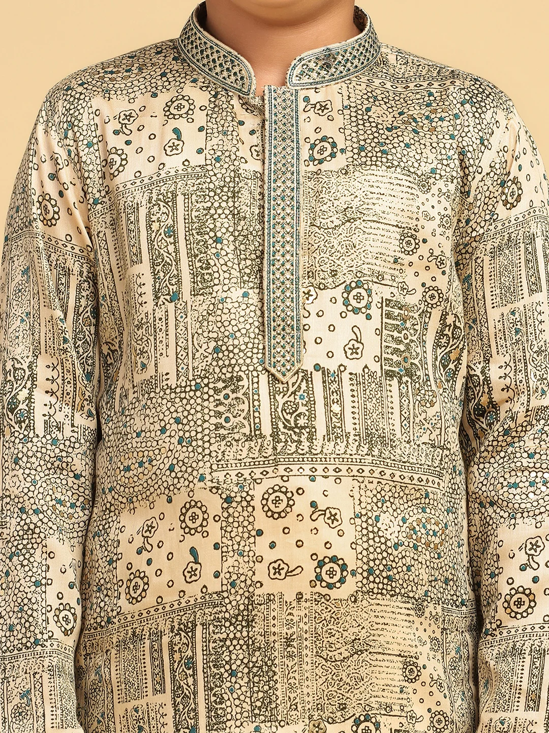Boy's Bottle Green Foil Print Abstract Kurta Pyjama Set - Image 5