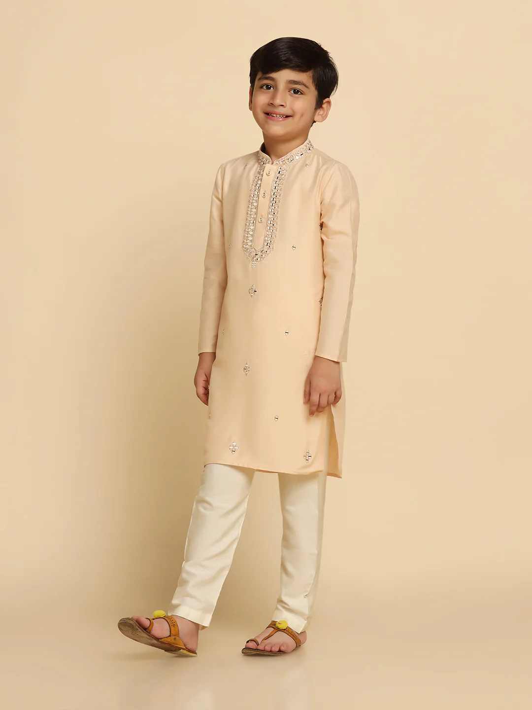 Boy's Cream Self Design Kurta - Image 3