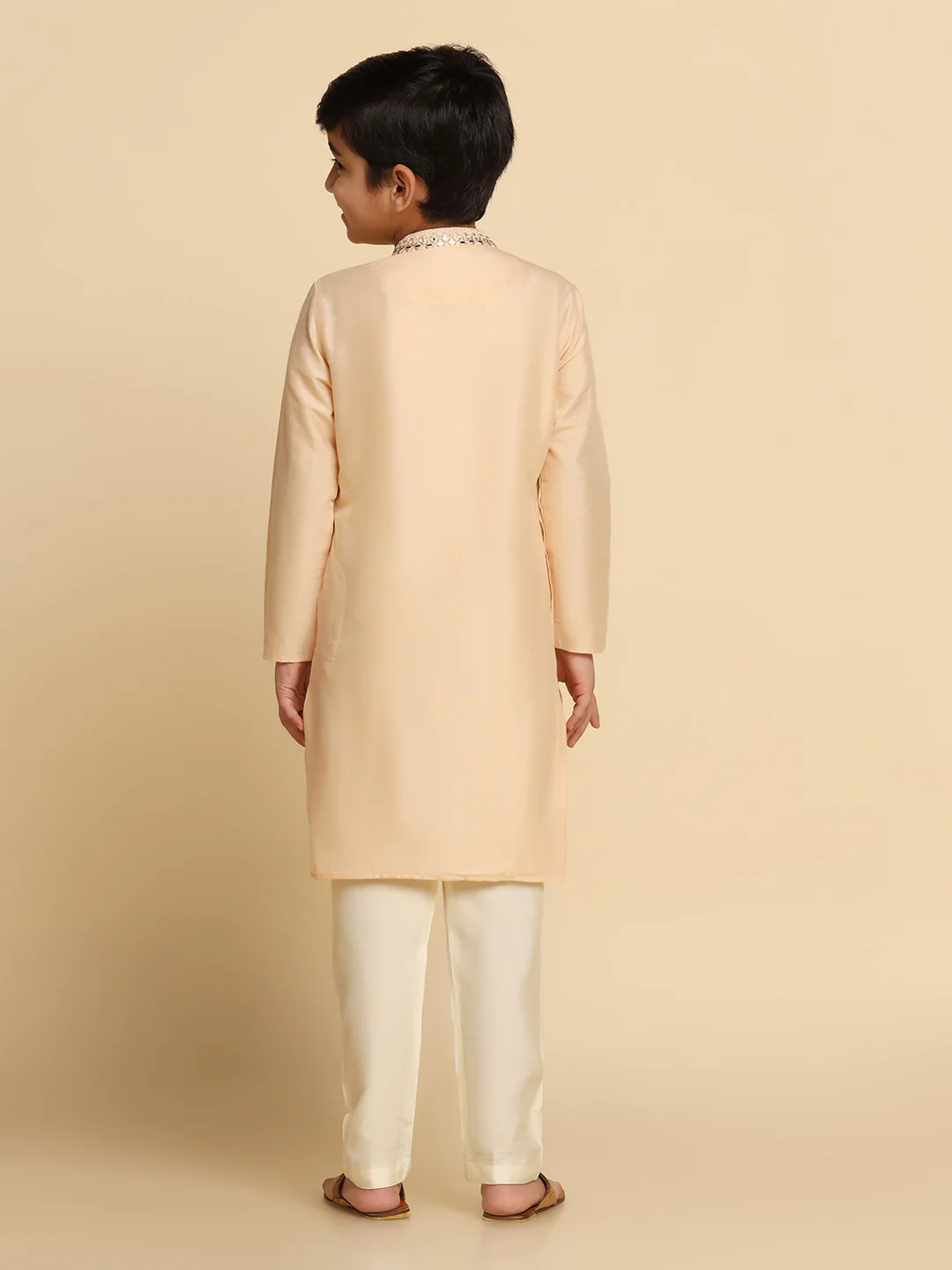 Boy's Cream Self Design Kurta - Image 4