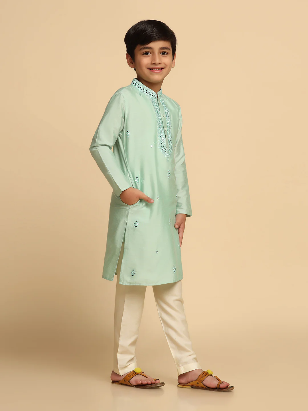 Boy's Green Self Design Kurta - Image 2