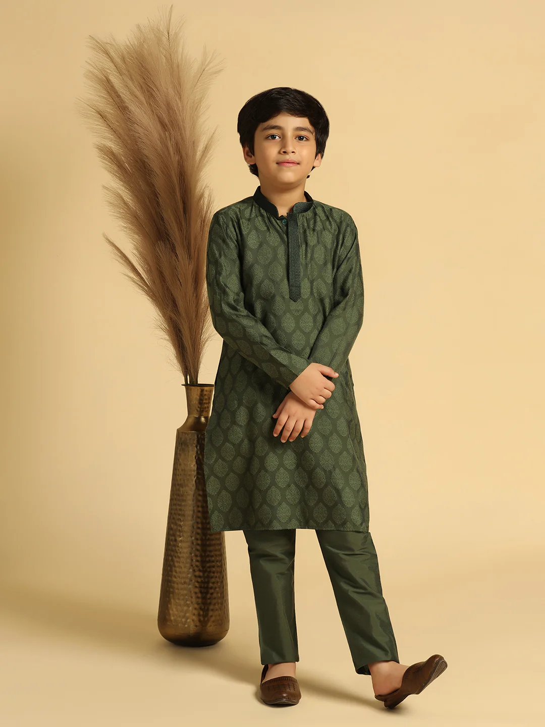 Boy's Green Solid Pyjama - Image 2