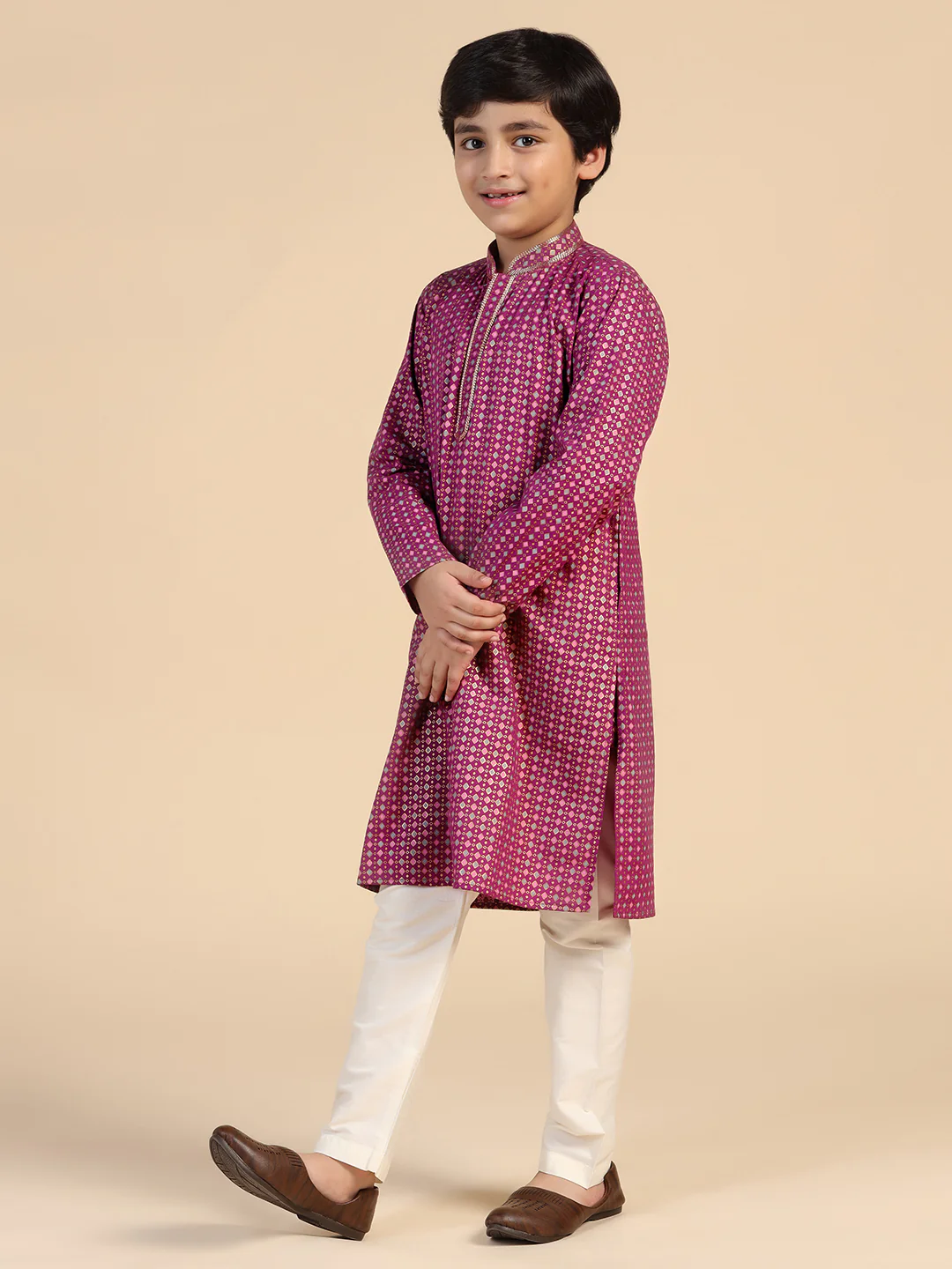 Boy's Hot Pink Printed Kurta Pyjama Set - Image 3