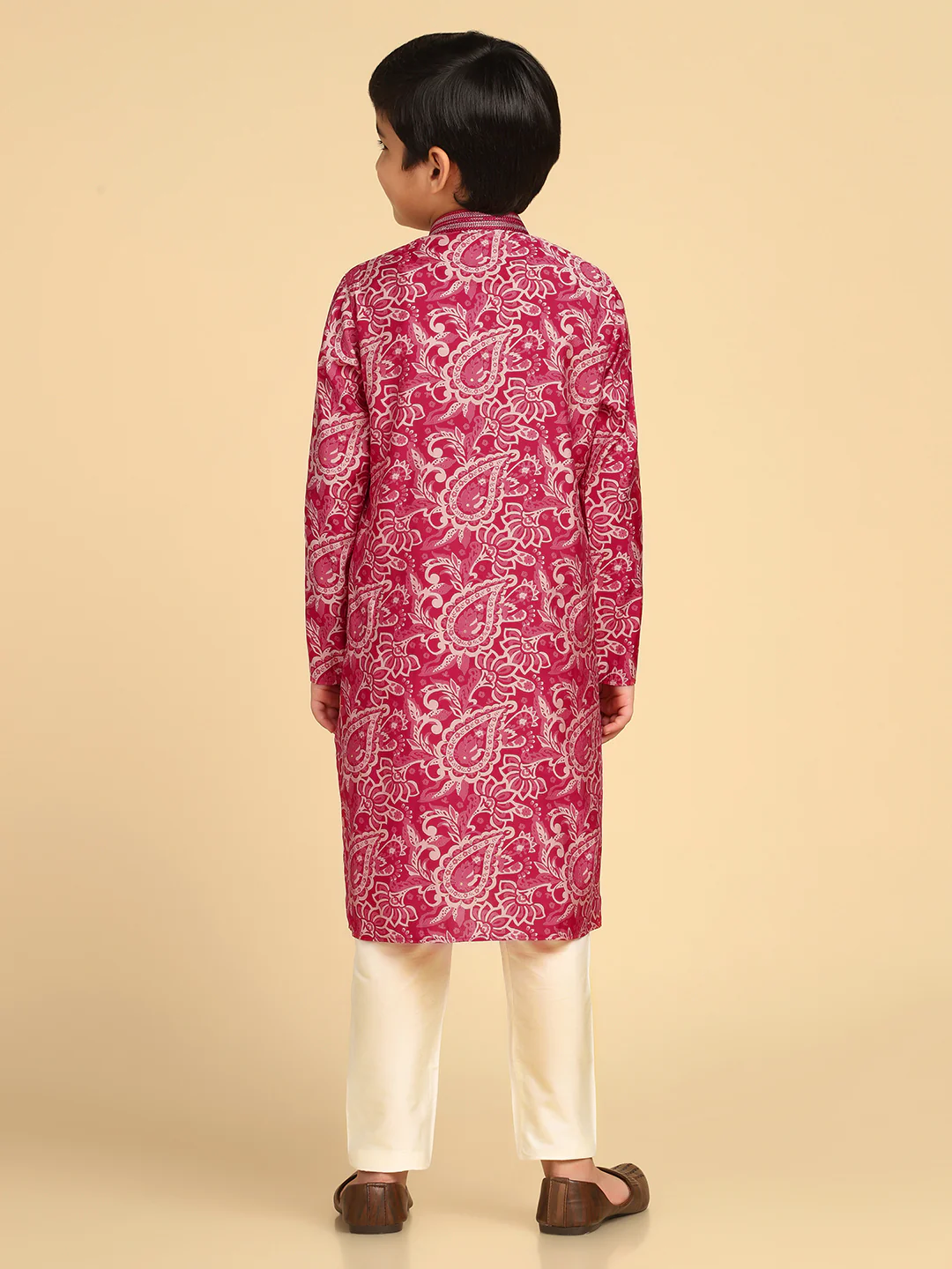 Boy's Hot Pink Printed Paisley Kurta - Image 4
