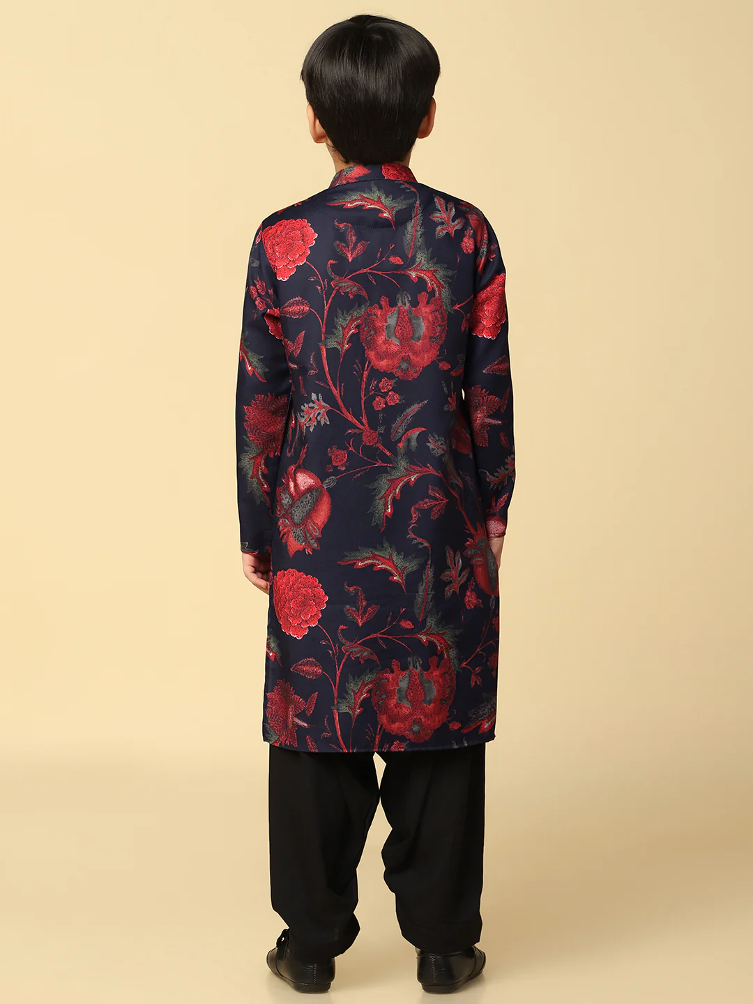 Boy's Maroon Printed Floral Kurta - Image 4