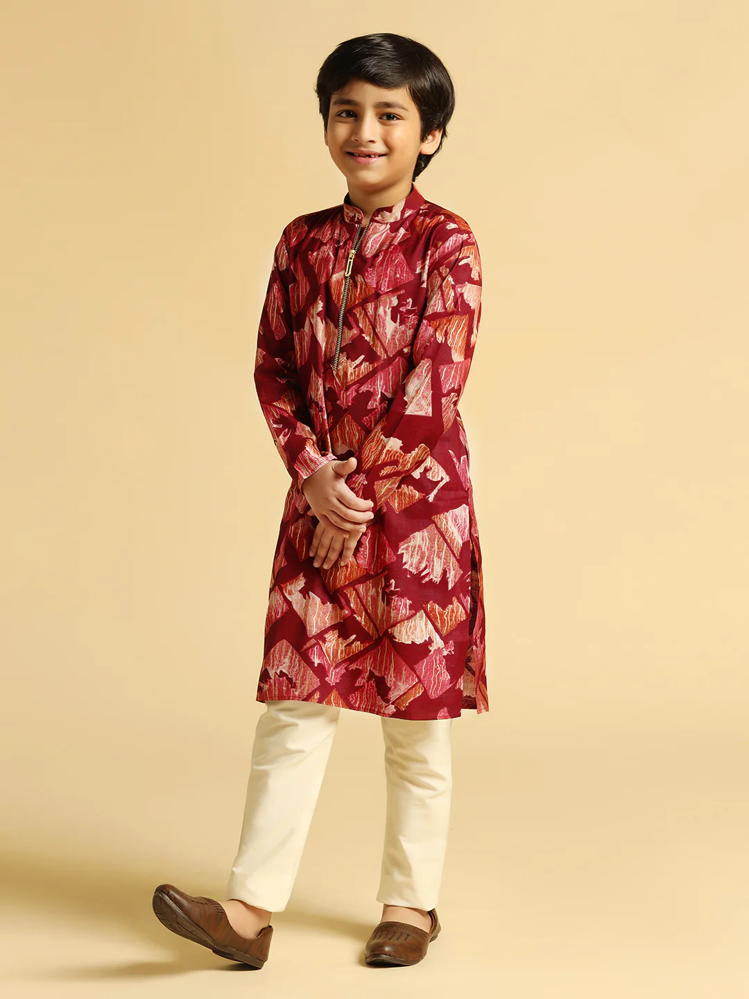 Boy's Maroon Printed Kurta - Image 2