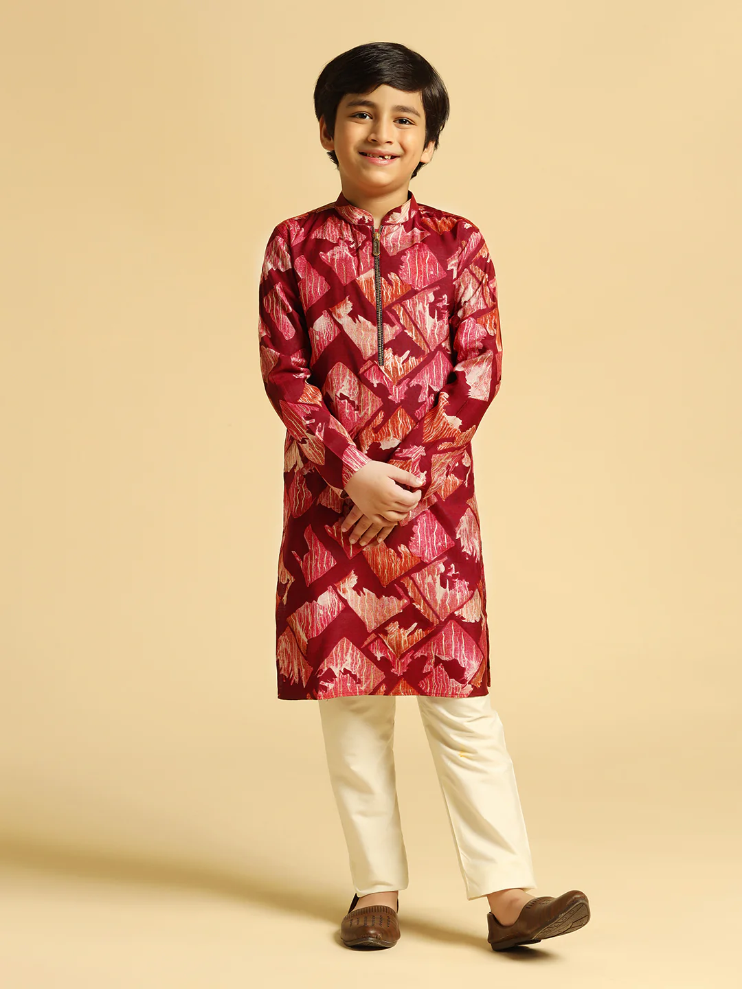 Boy's Maroon Printed Kurta - Image 3
