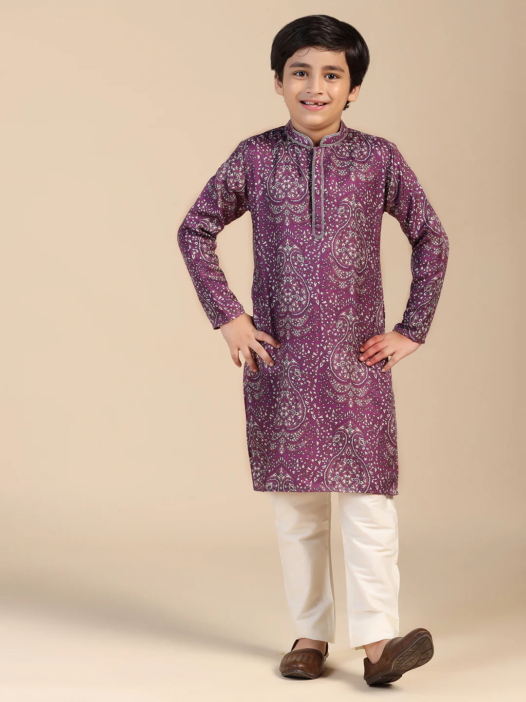Boy's Mauve Printed Ethnic Motifs Kurta Pyjama Set - Image 7