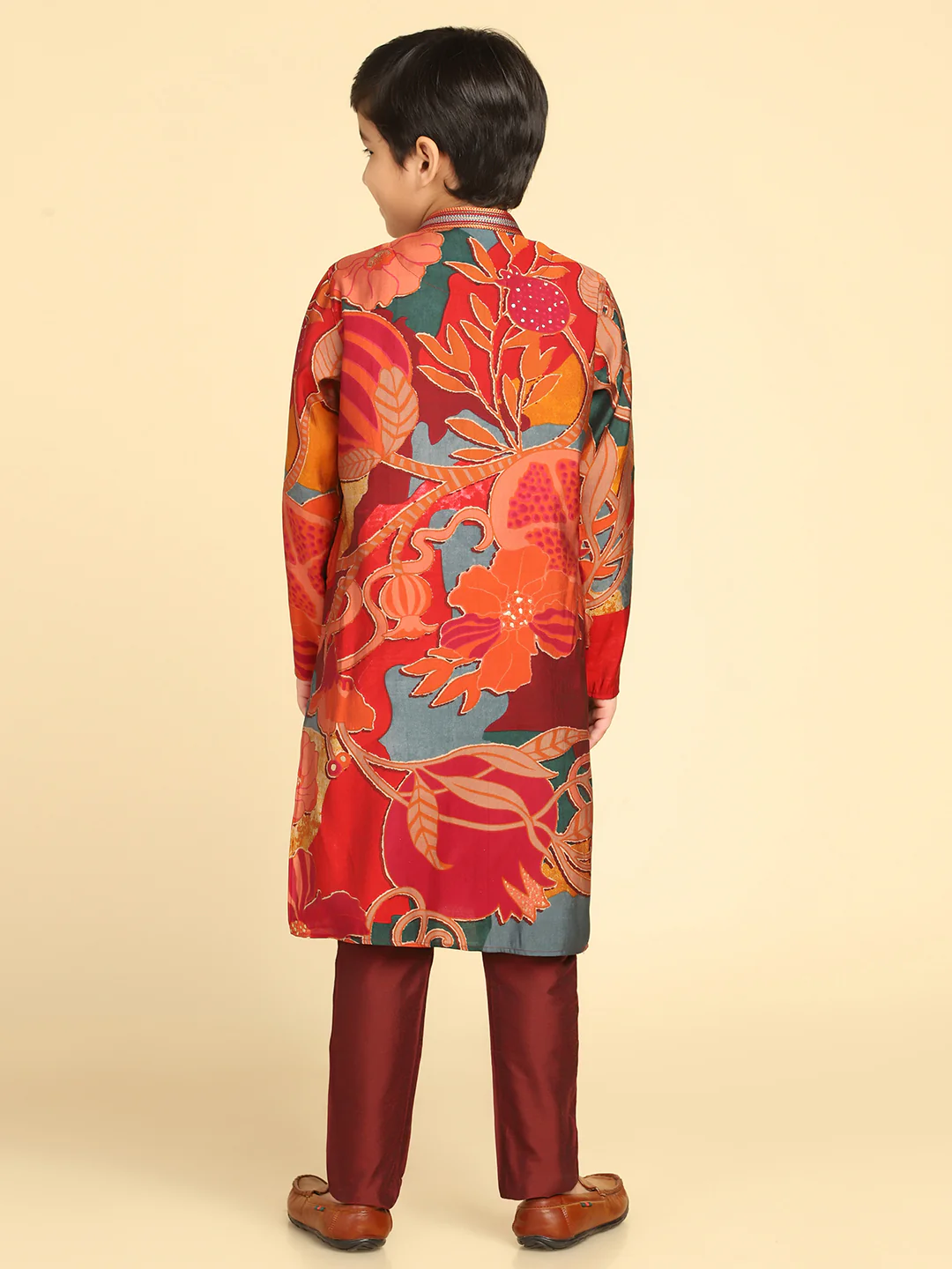 Boy's Multi Printed Abstract Kurta - Image 4