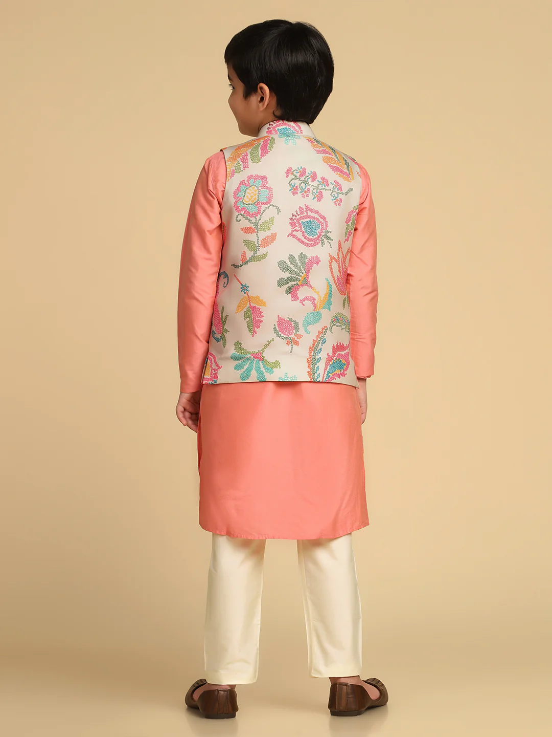 Boy's Multi Printed Bandhani Kurta Nehru Jacket Pyjama Set - Image 4