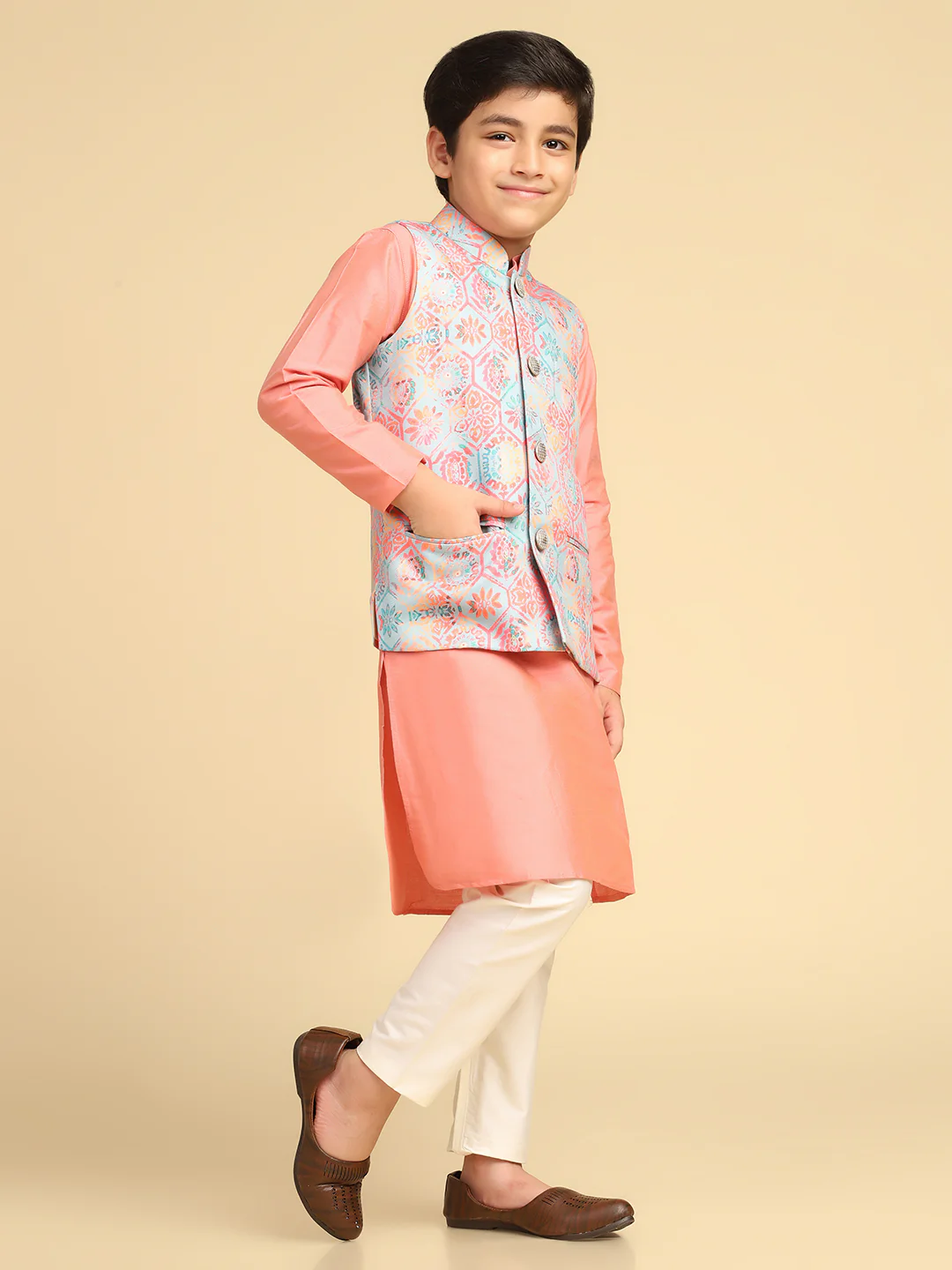 Boy's Multi Printed Ethnic Motifs Nehru Jacket - Image 3