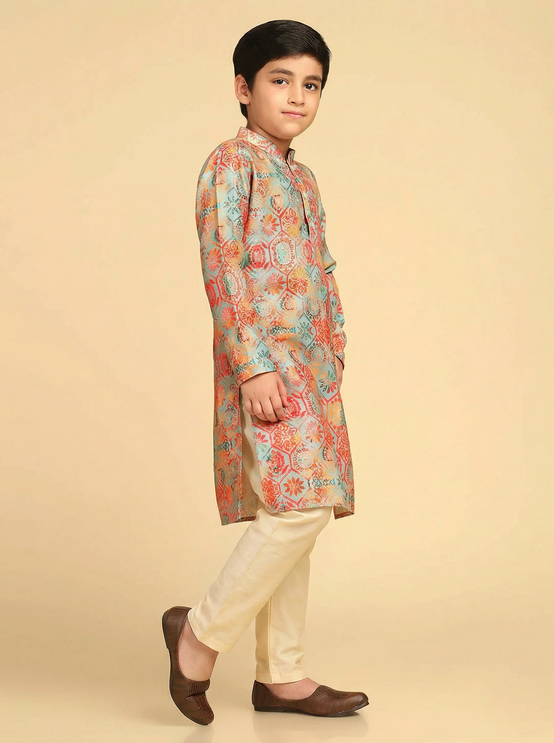 Boy's Multi Printed Geometric Kurta - Image 3