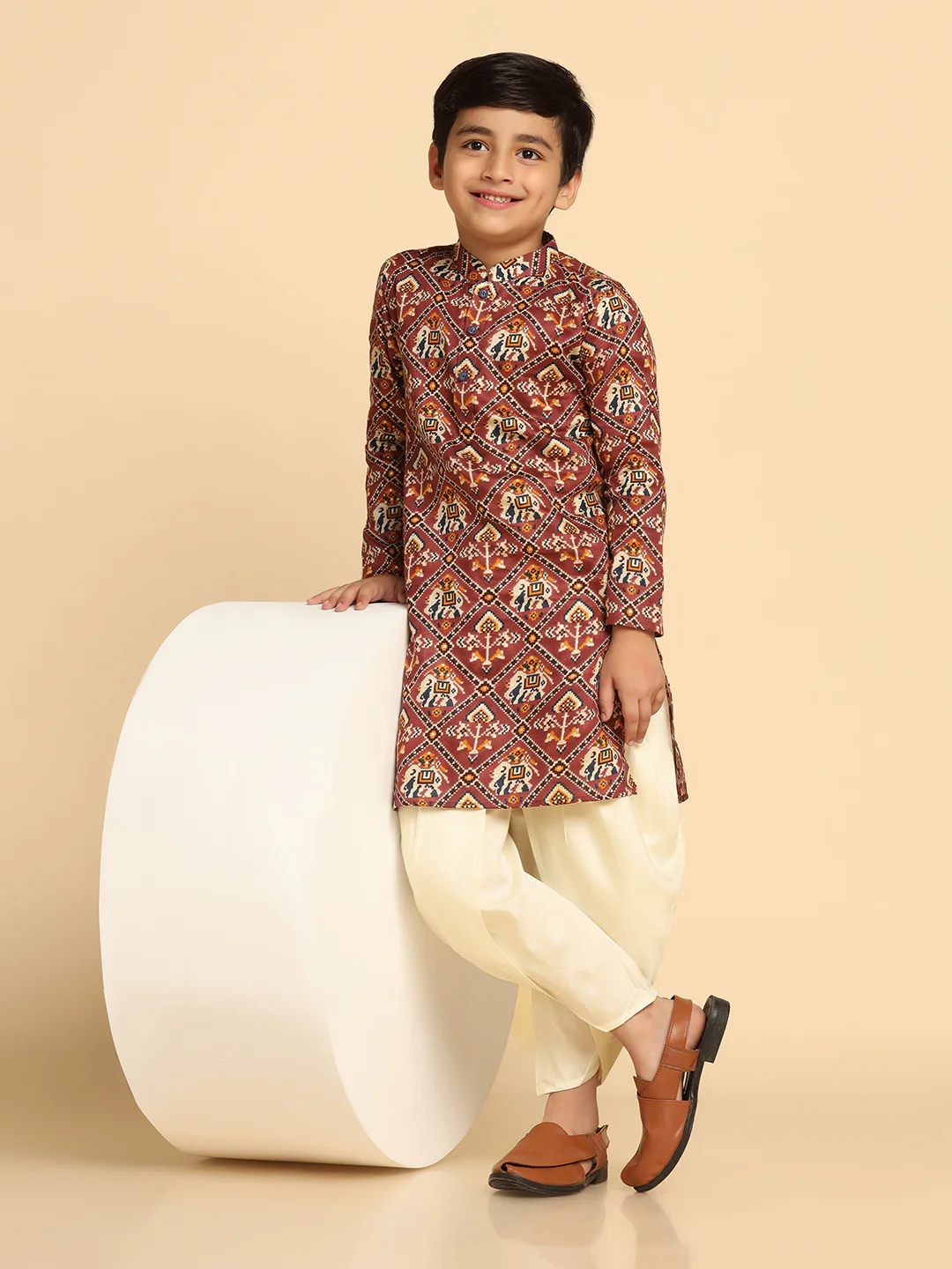 Boy's Pink kurta Dhoti Set - Image 7
