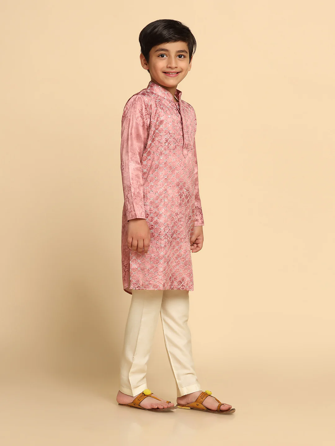 Boy's Pink kurta Pyjama Set - Image 2